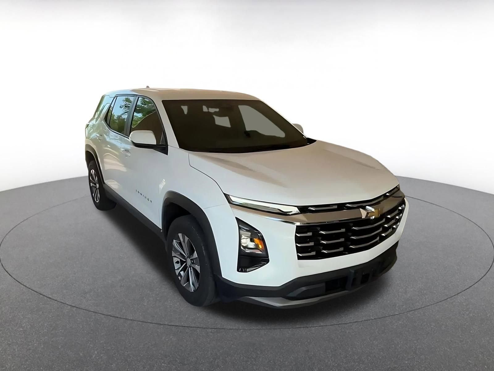 Thumbnail: 2025 Chevrolet Equinox - 3