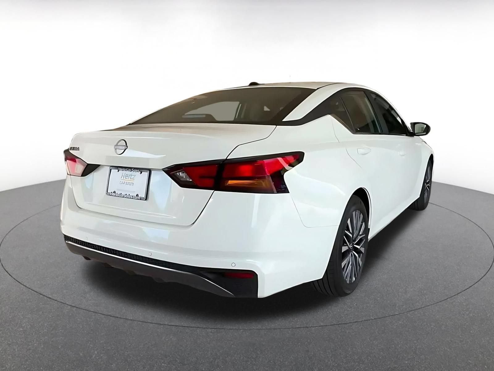 Thumbnail: 2026 Nissan Altima - 12
