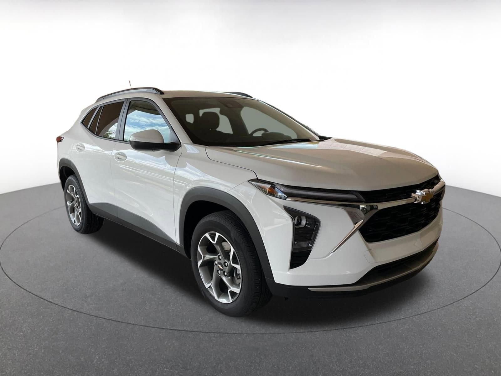 Thumbnail: 2025 Chevrolet Trax - 1