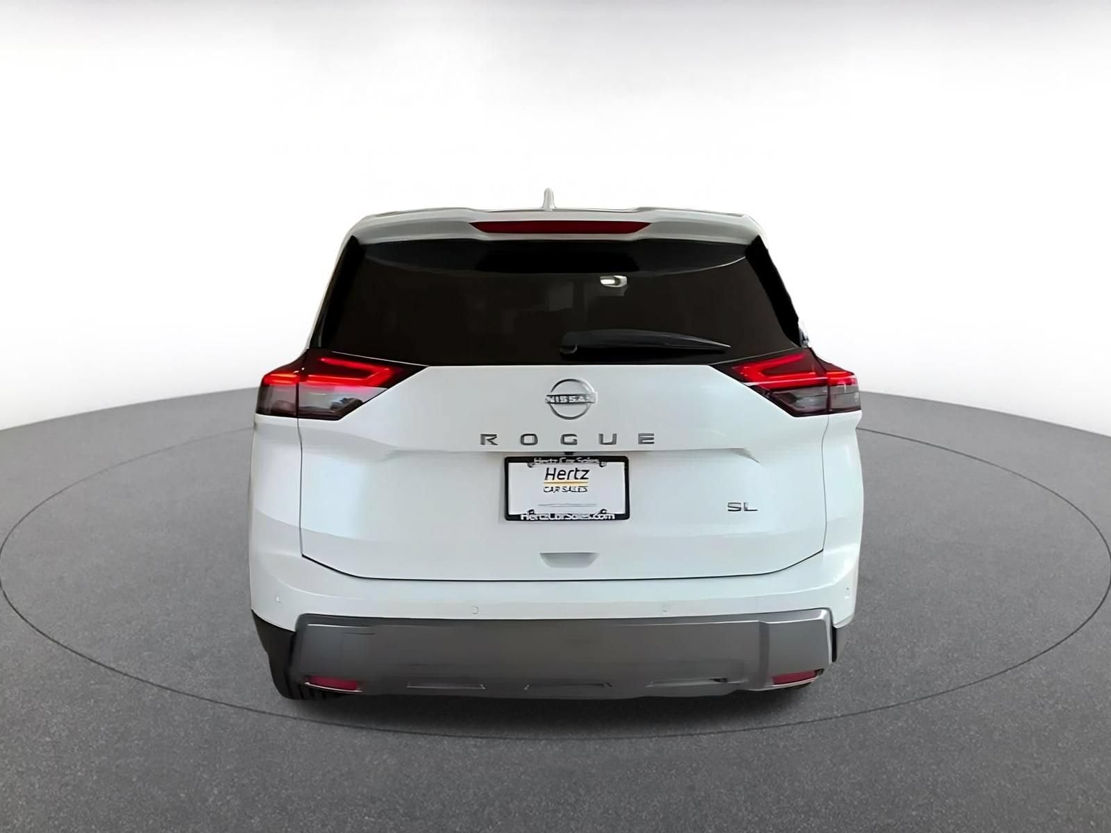 Thumbnail: 2026 Nissan Rogue - 12