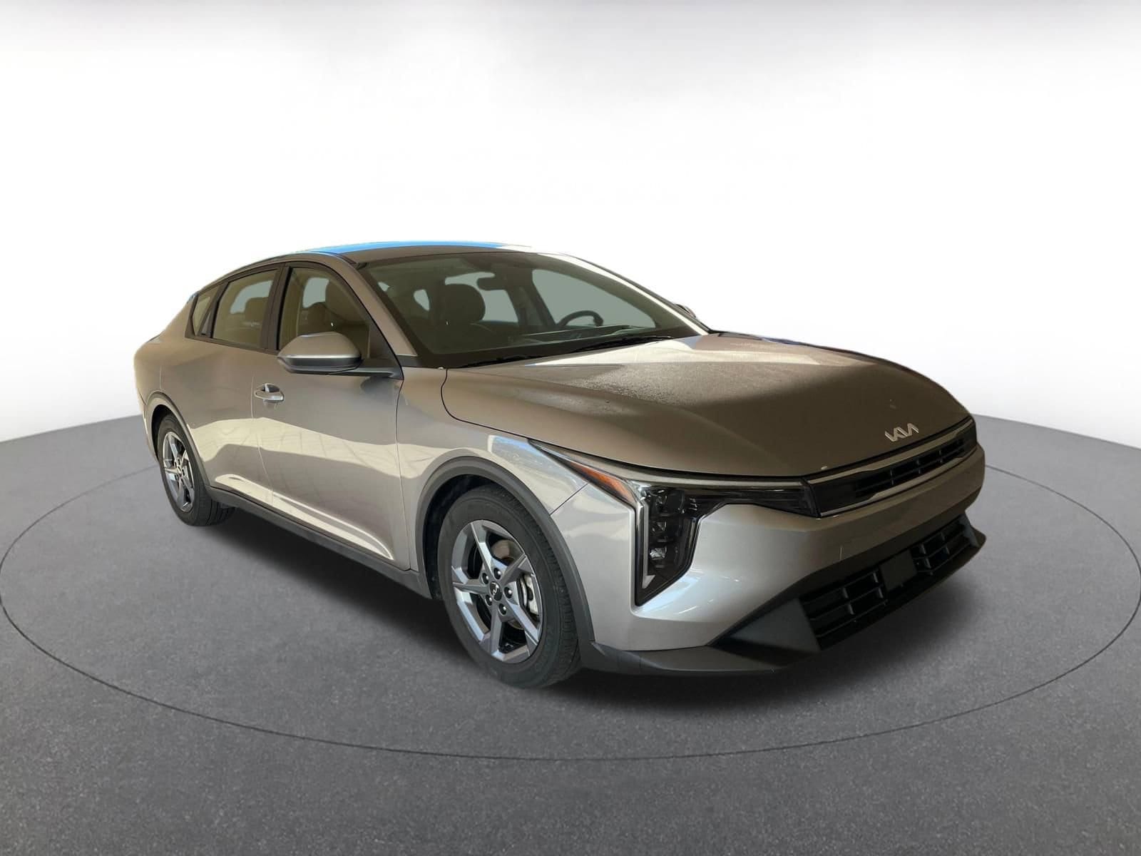 Thumbnail: 2025 Kia K4 - 1