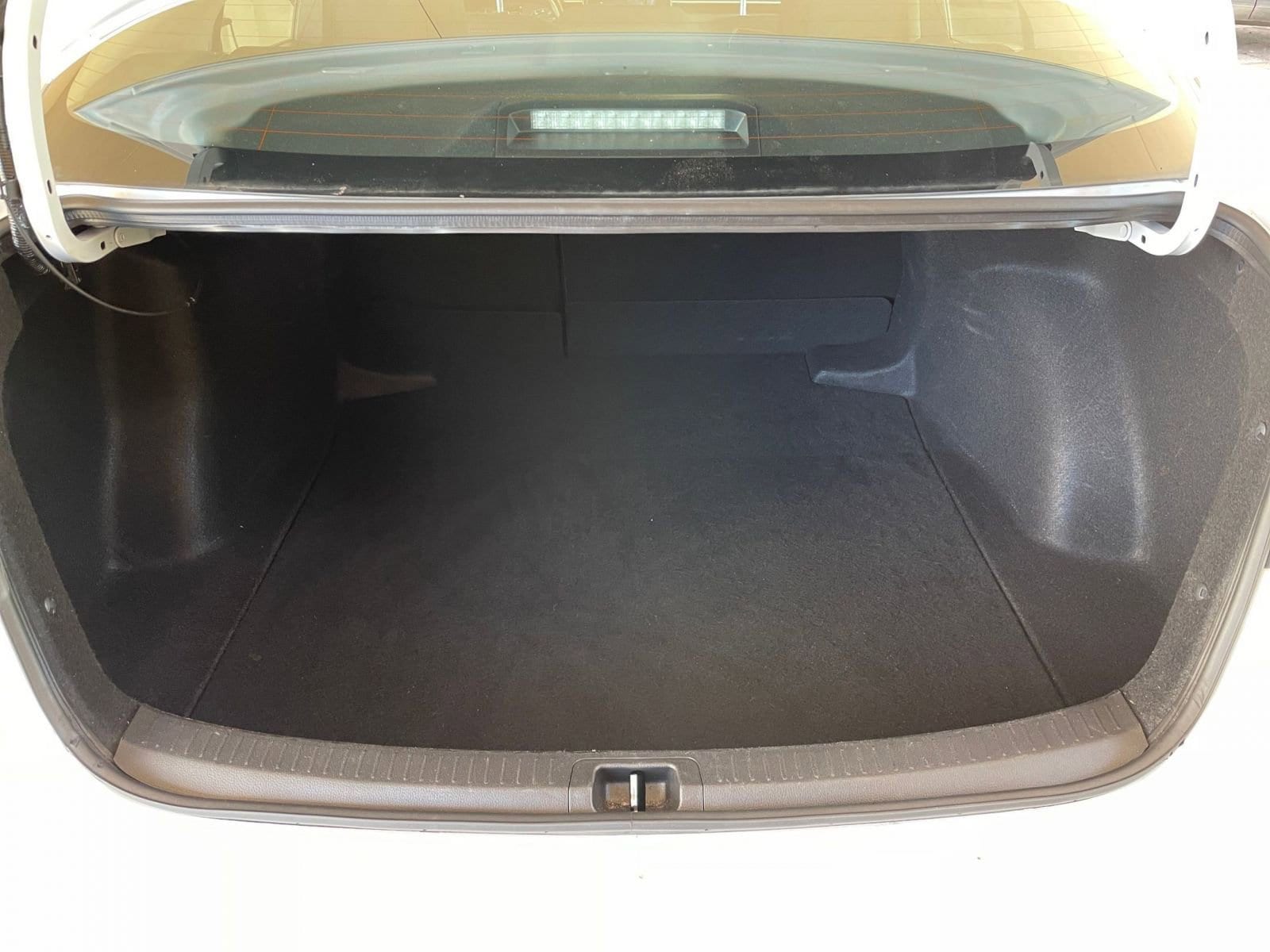 Thumbnail: 2025 Toyota Corolla - 30