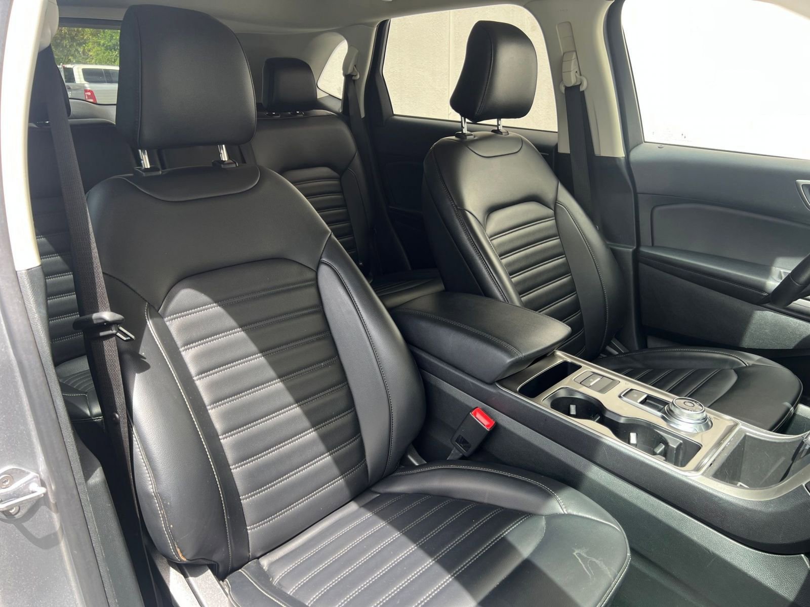 2023 Ford Edge SEL 25