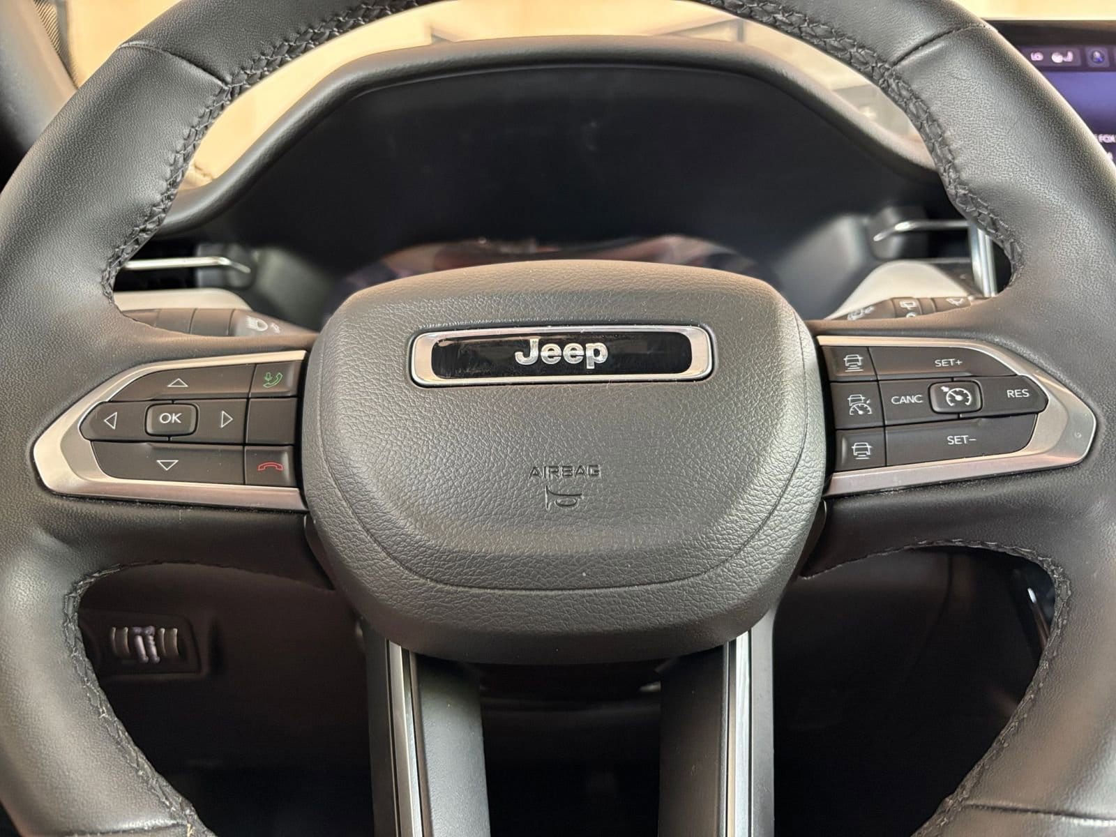 Thumbnail: 2025 Jeep Compass - 28