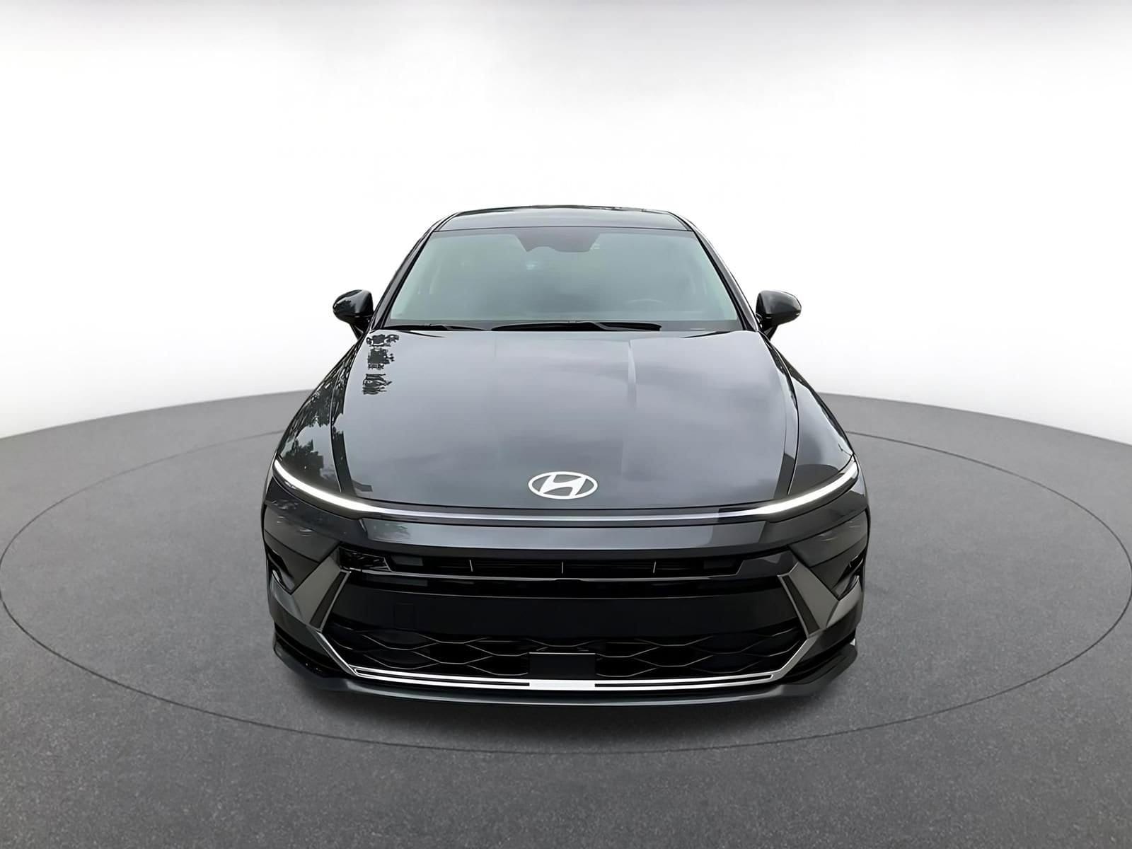 Thumbnail: 2025 Hyundai Sonata - 4