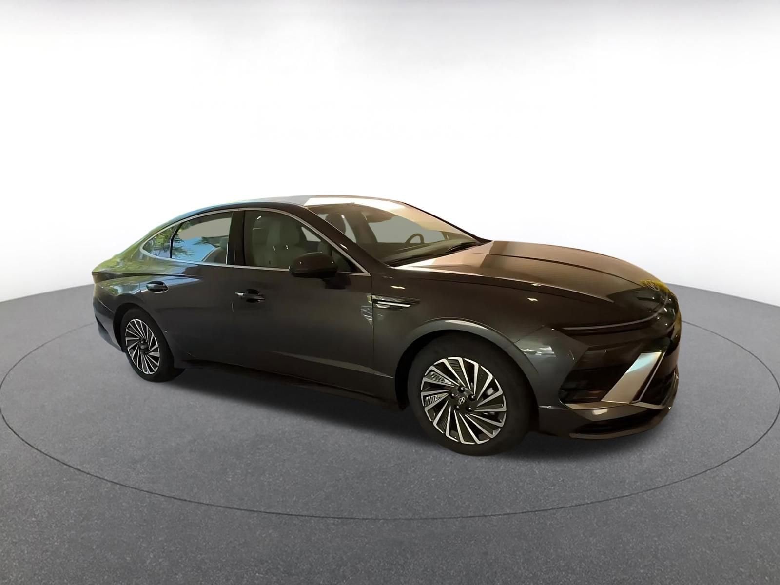 Thumbnail: 2025 Hyundai Sonata - 2