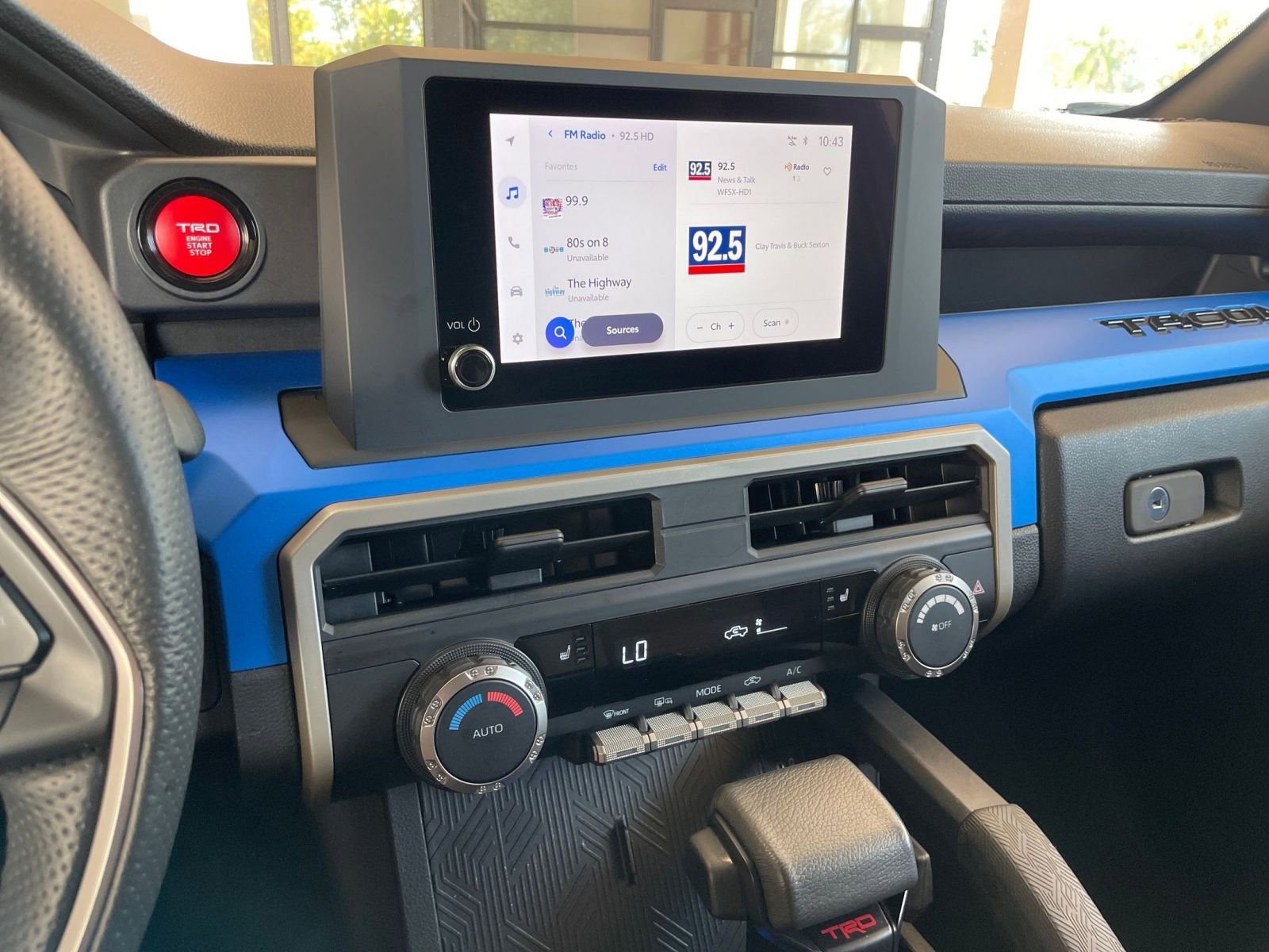 Thumbnail: 2025 Toyota Tacoma - 17