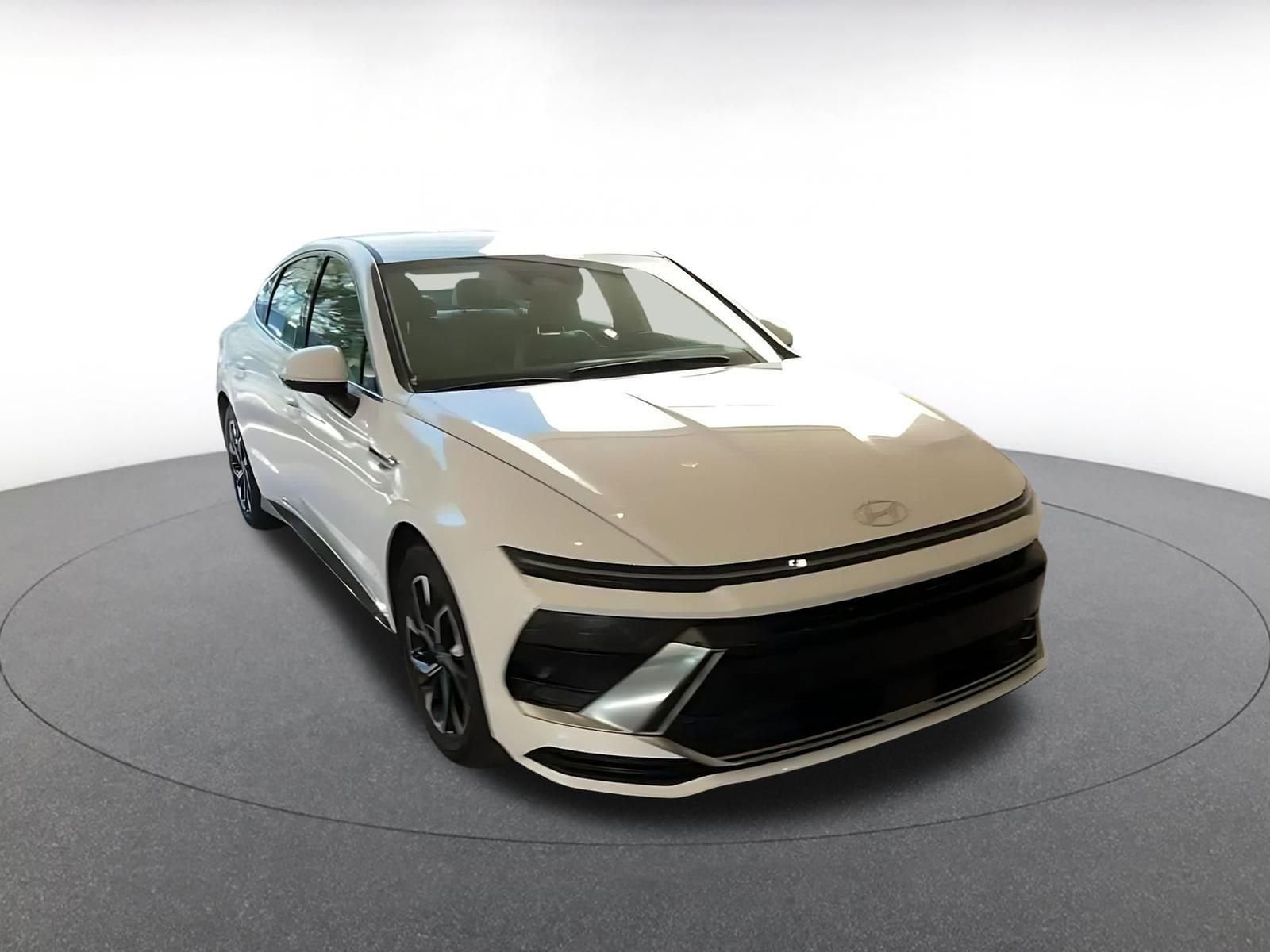 Thumbnail: 2025 Hyundai Sonata - 3