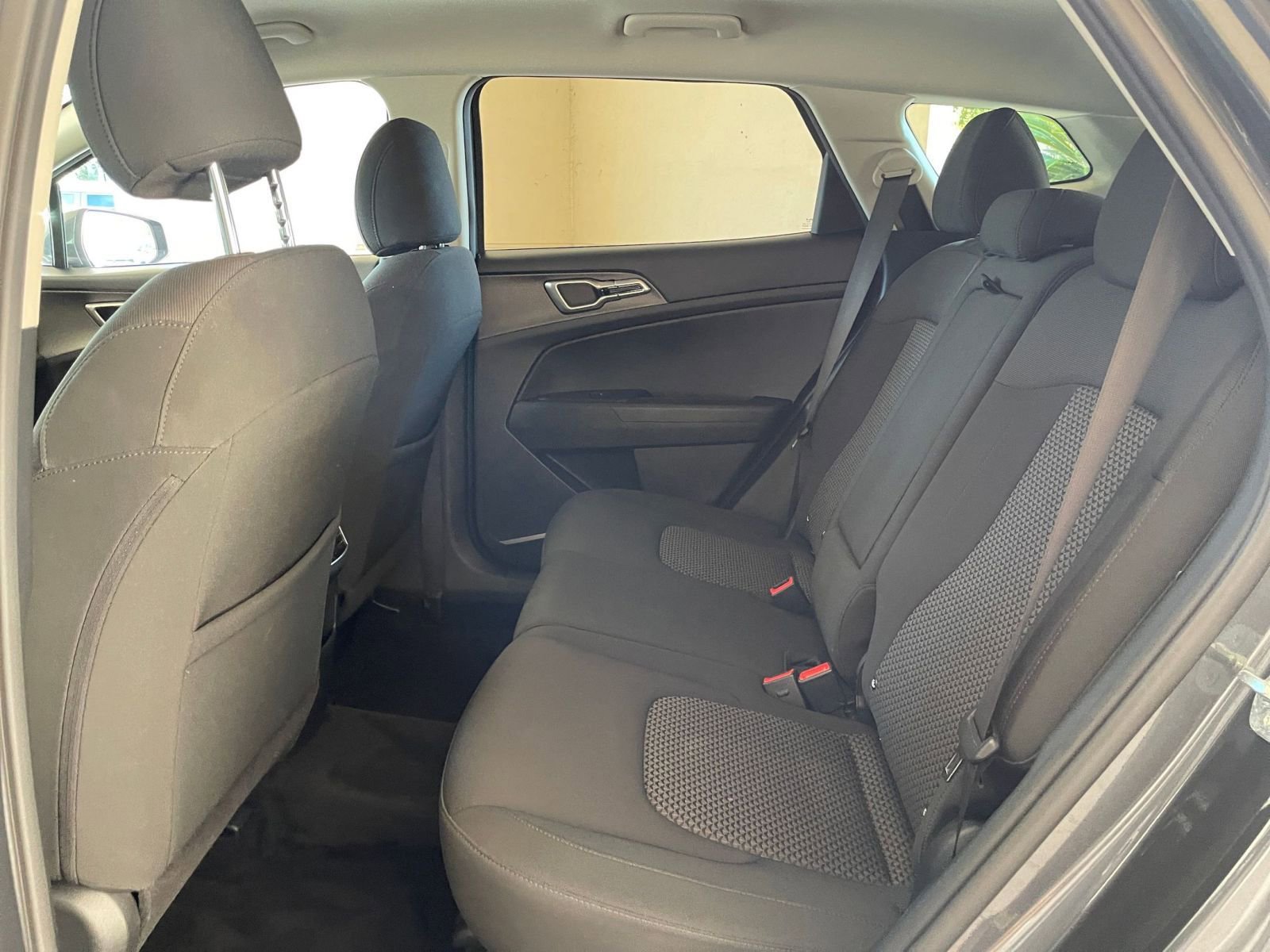 Thumbnail: 2025 Kia Sportage - 21