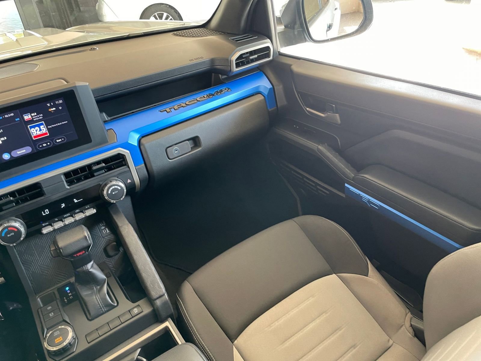 Thumbnail: 2024 Toyota Tacoma - 33