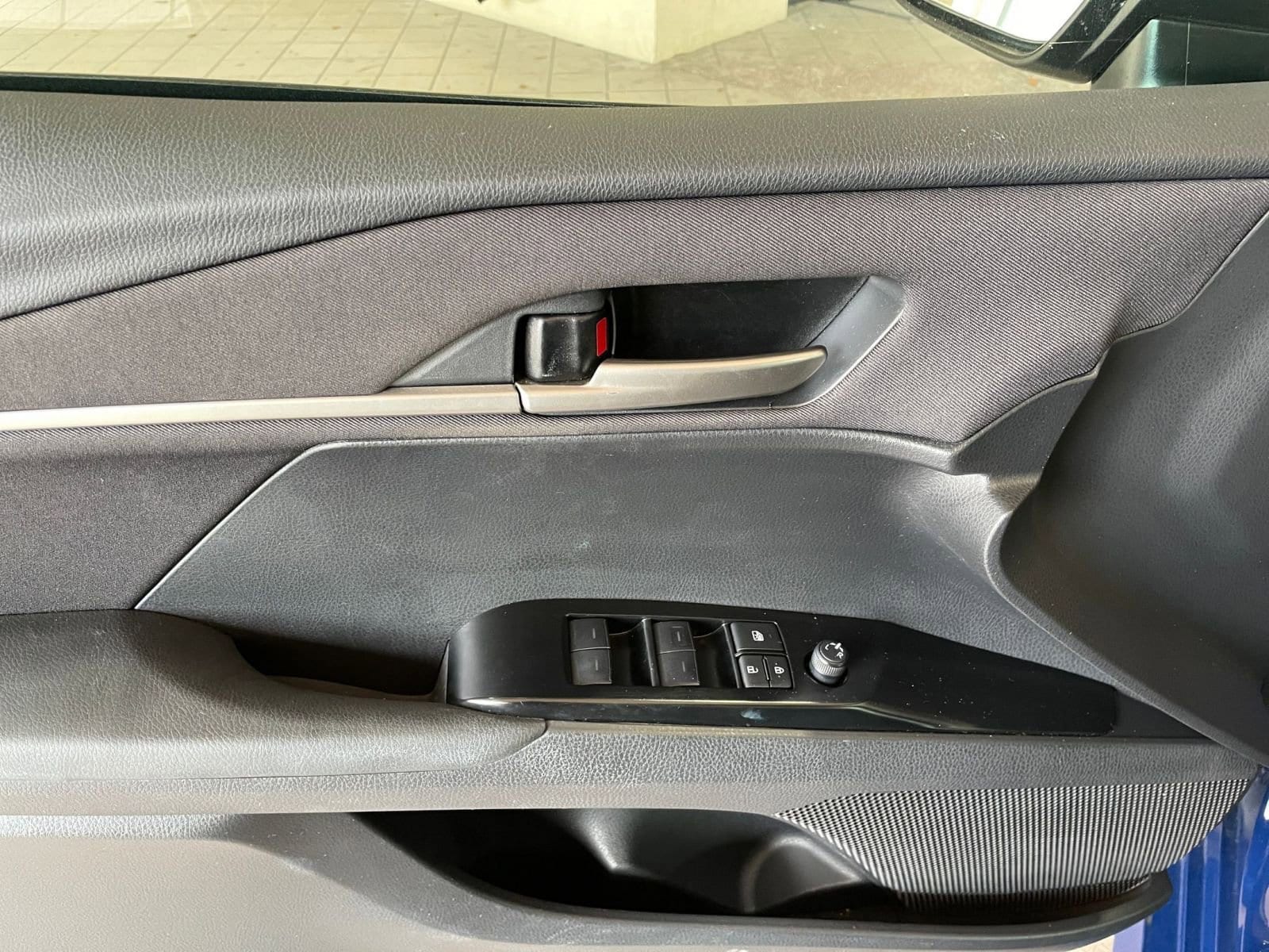 Thumbnail: 2025 Toyota Camry - 20