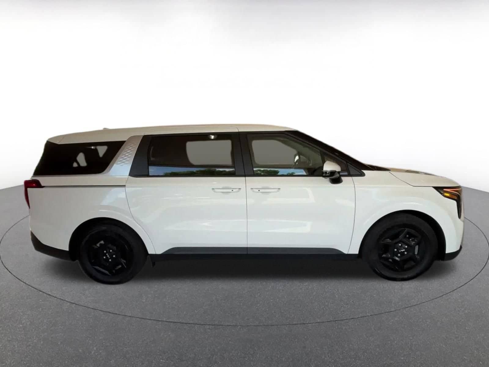 Thumbnail: 2026 Kia Carnival - 15