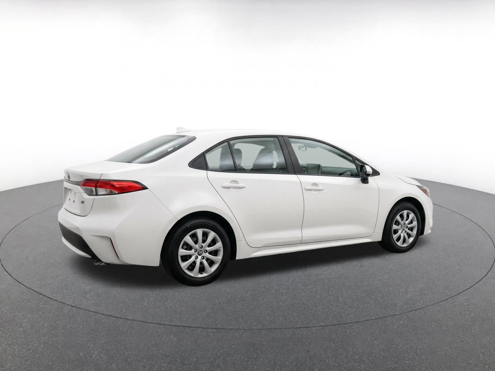 Thumbnail: 2025 Toyota Corolla - 9