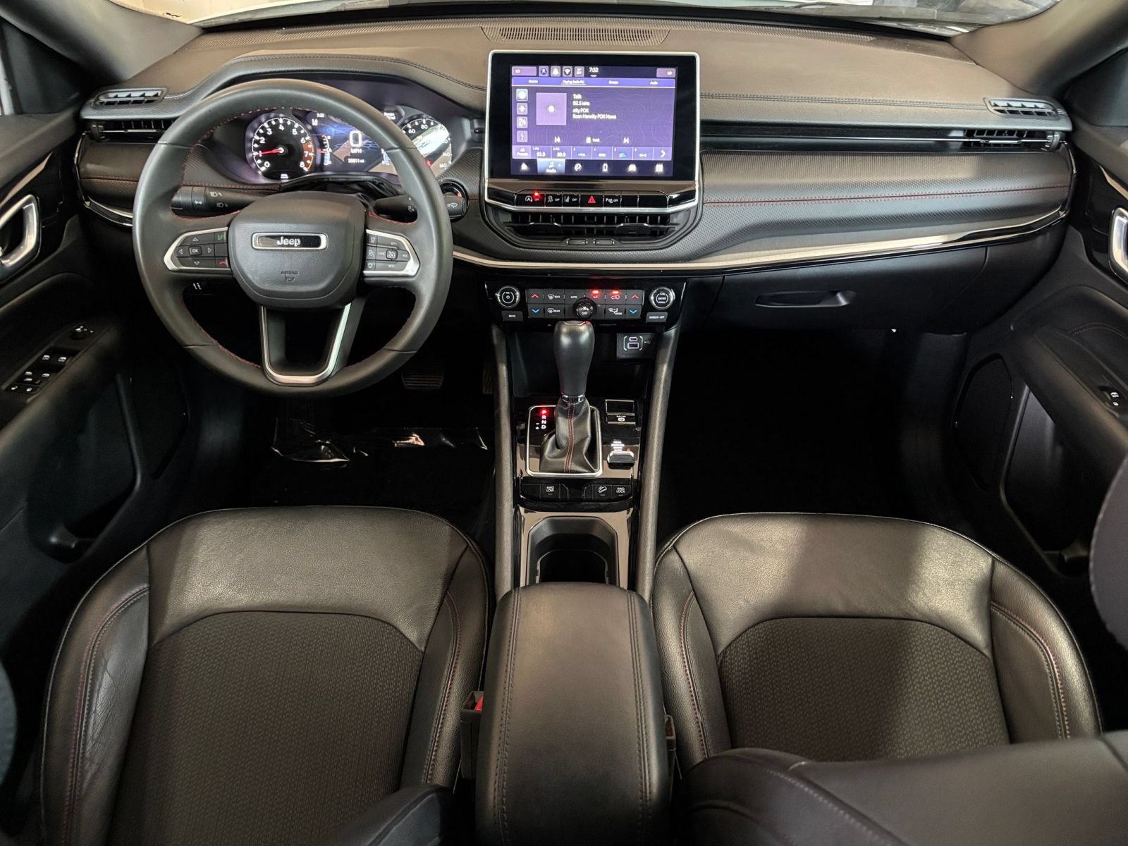 Thumbnail: 2025 Jeep Compass - 31