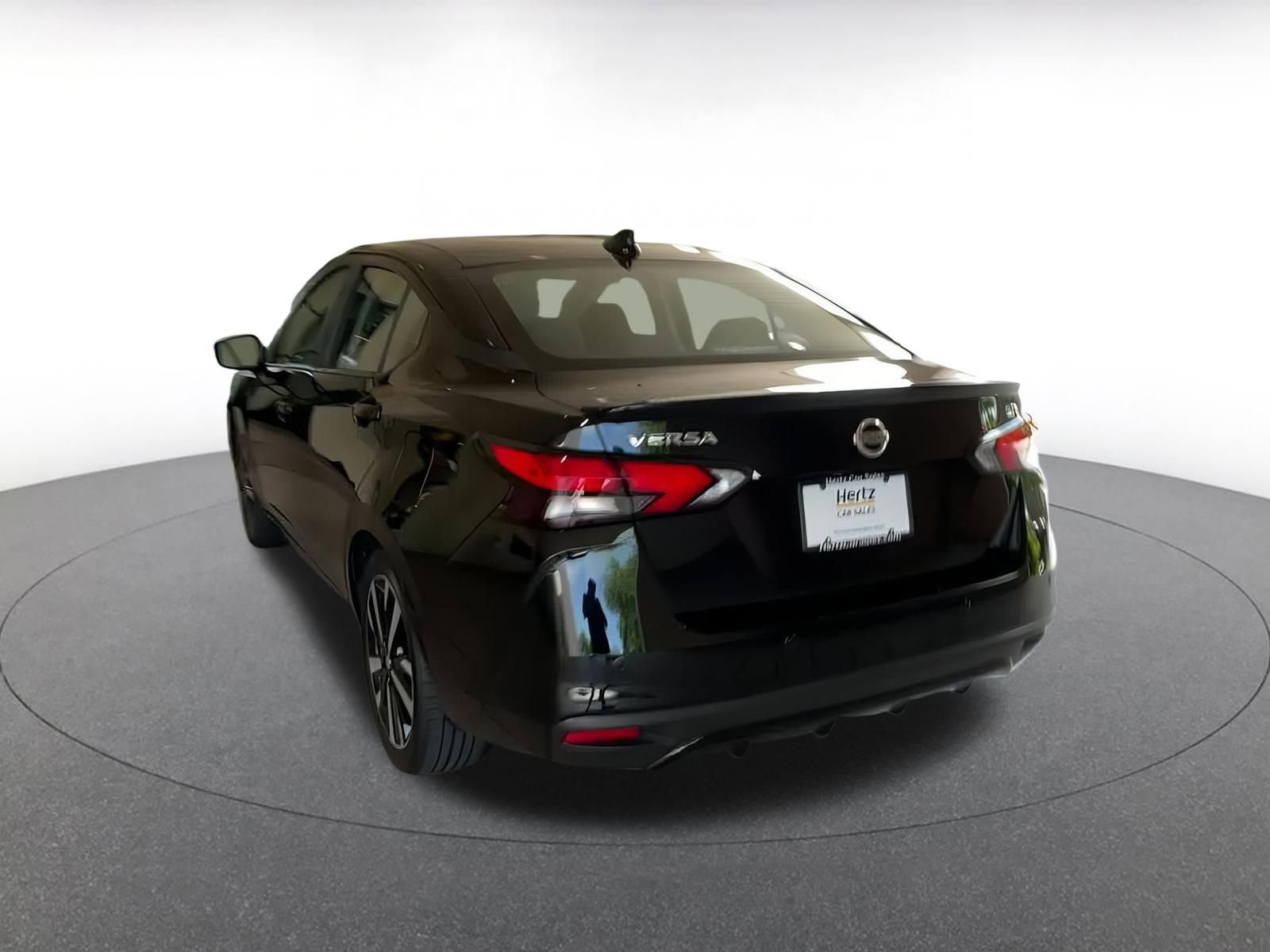 Thumbnail: 2022 Nissan Versa - 9