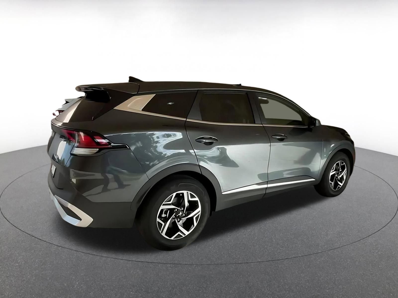 Thumbnail: 2025 Kia Sportage - 15