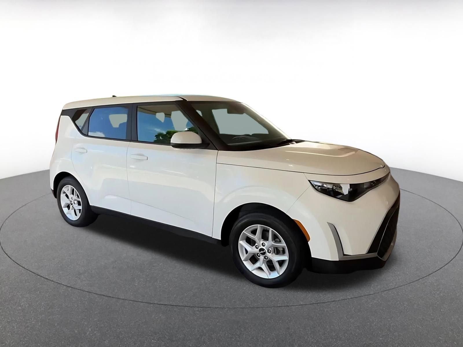 Thumbnail: 2025 Kia Soul - 2