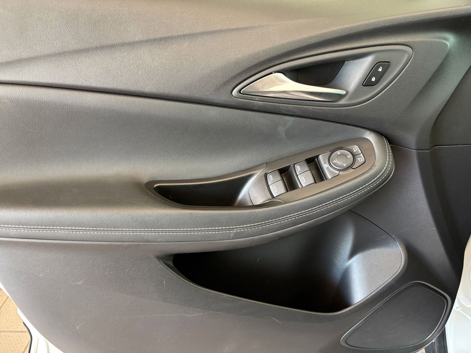 Thumbnail: 2025 Buick Encore GX - 18