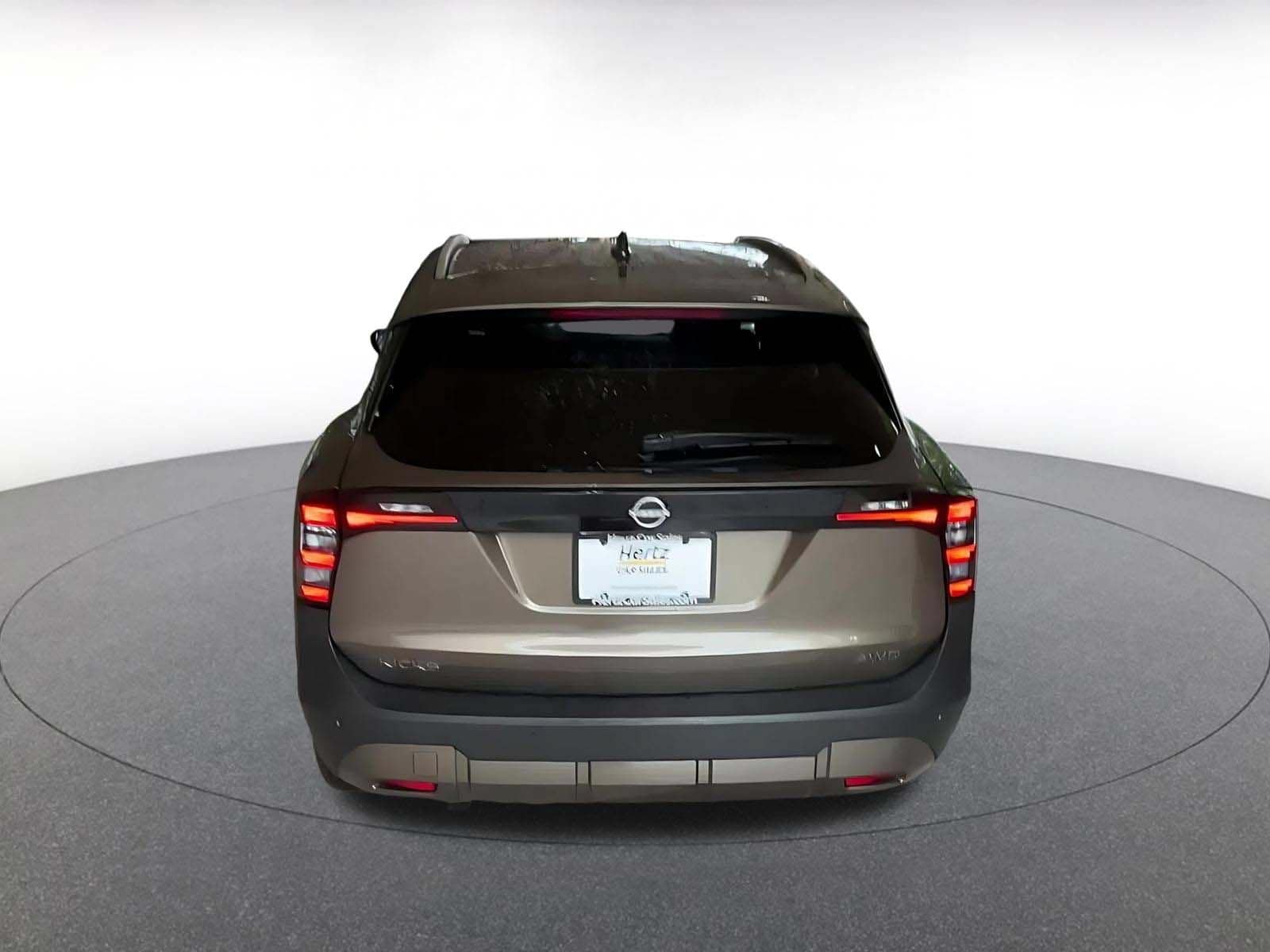 Thumbnail: 2026 Nissan Kicks - 10