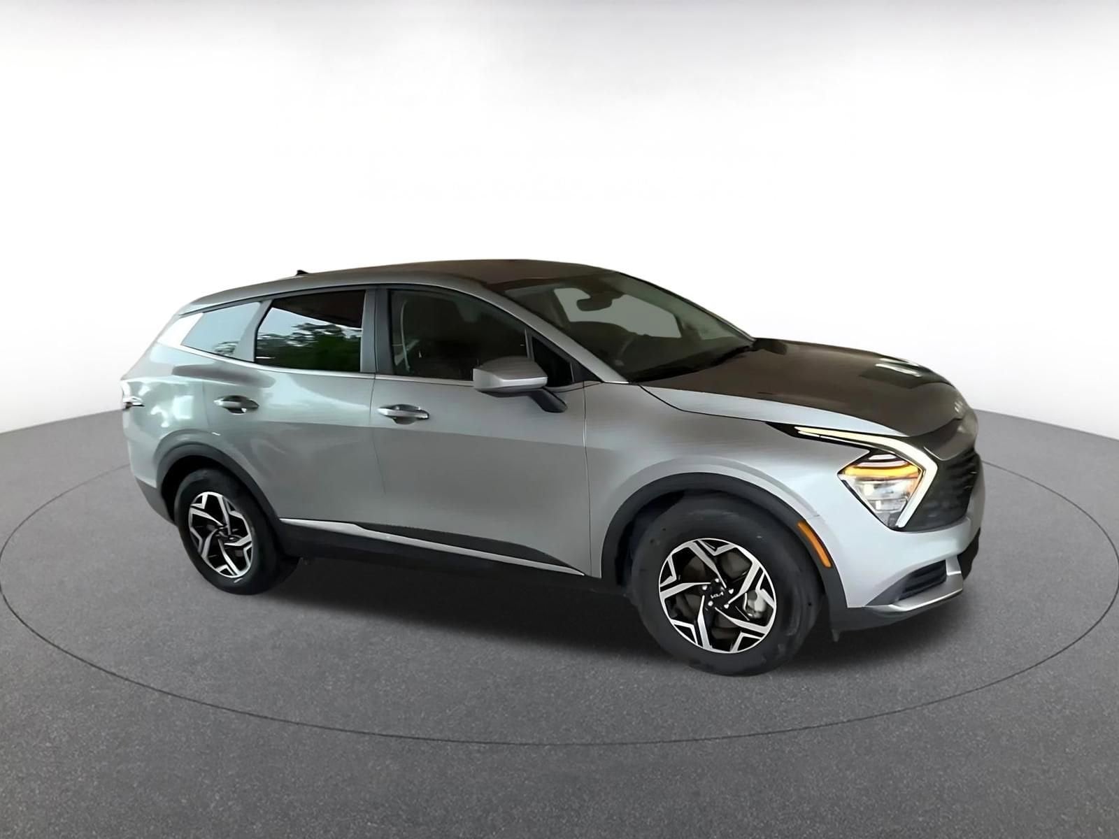 Thumbnail: 2025 Kia Sportage - 2