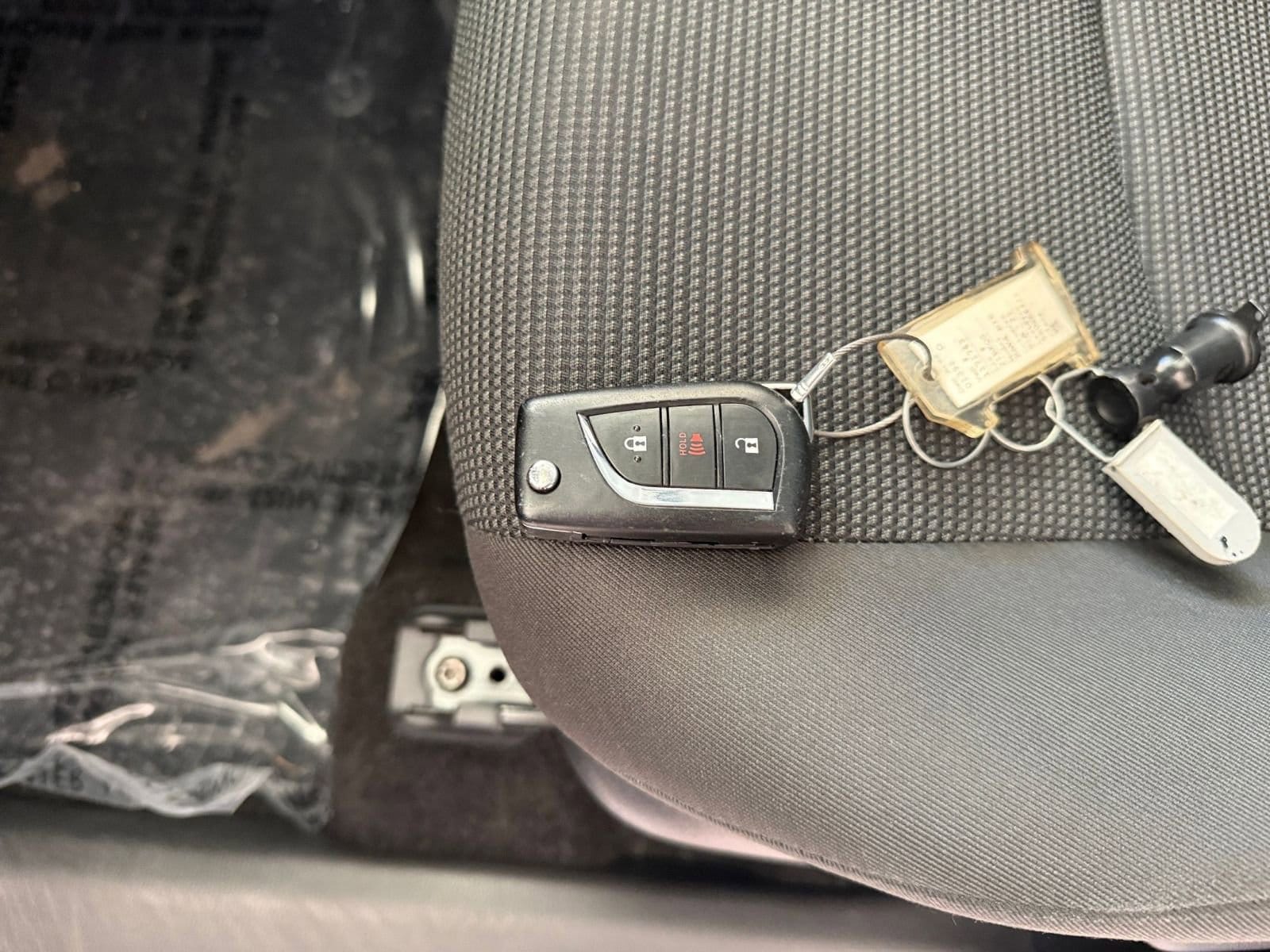 Thumbnail: 2025 Toyota RAV4 - 30