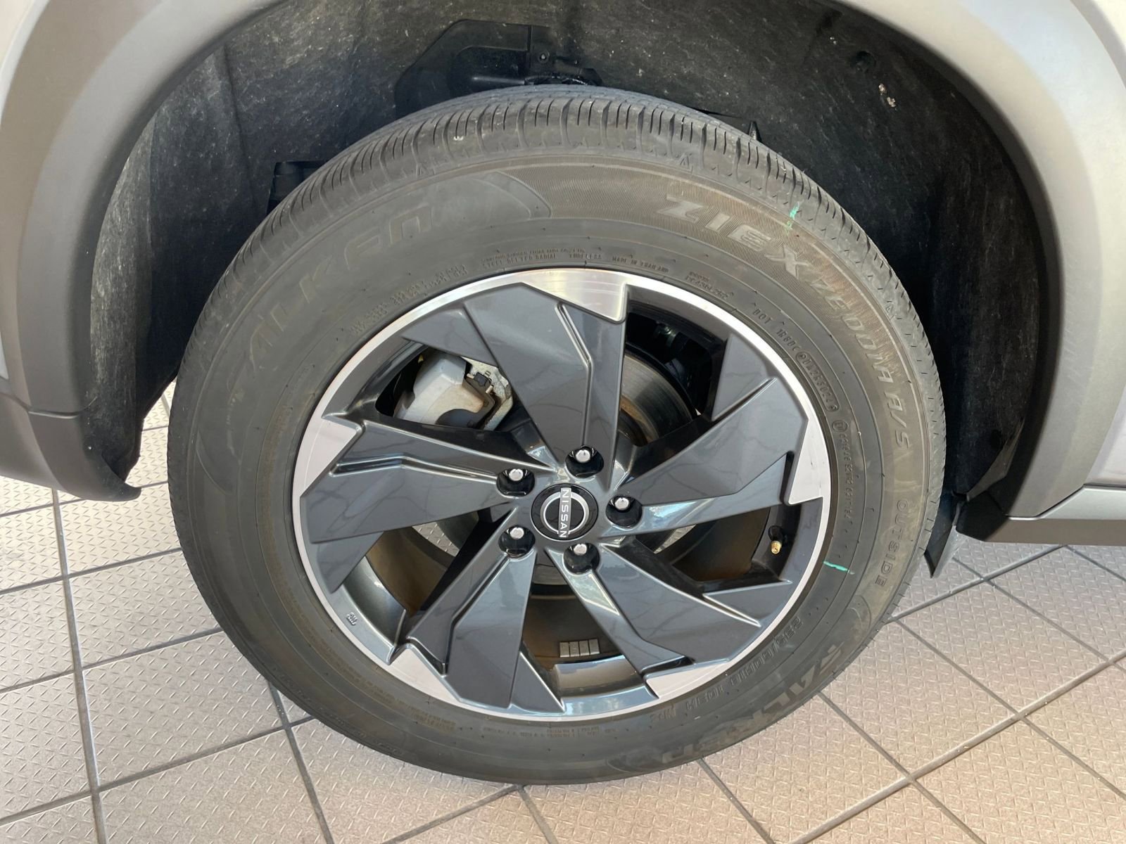 Thumbnail: 2025 Nissan Rogue - 32