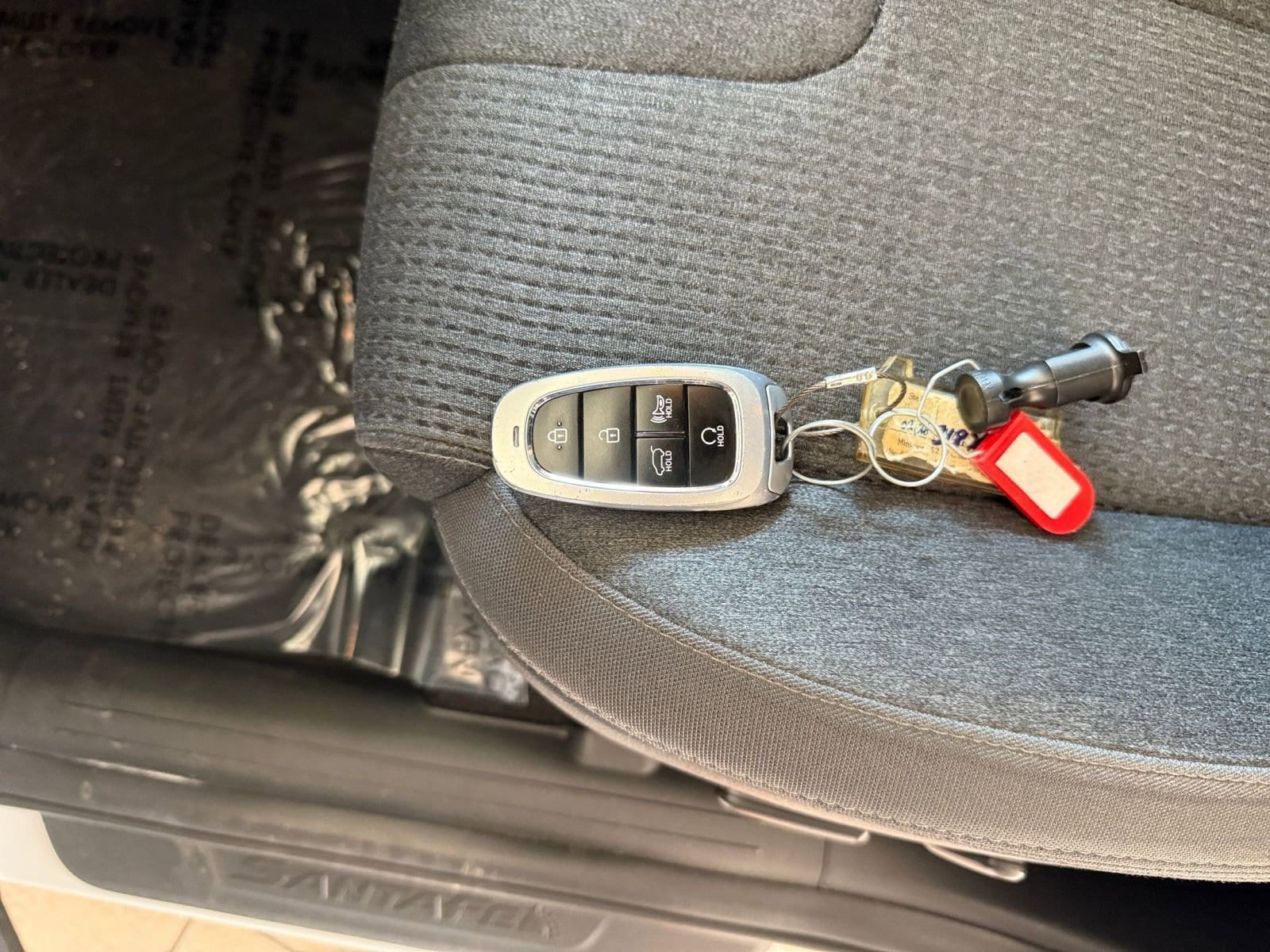 Thumbnail: 2023 Hyundai Santa Fe - 18