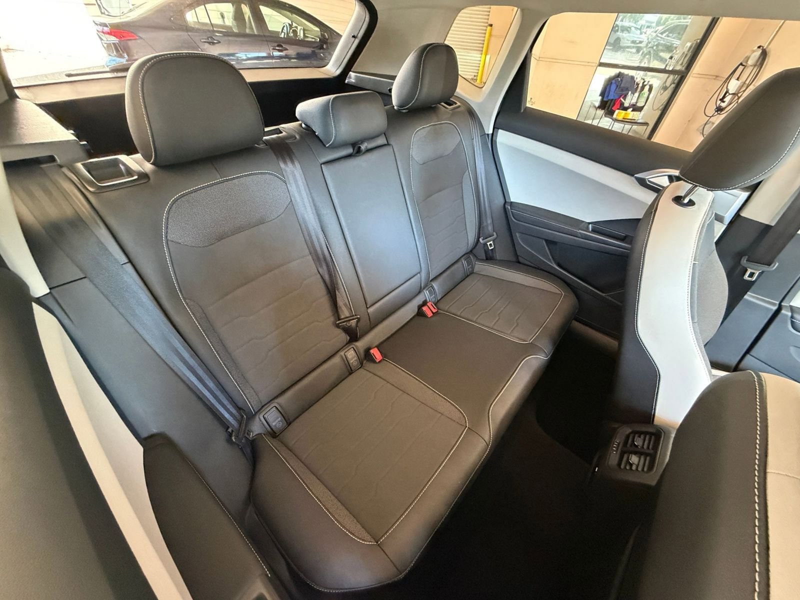 Thumbnail: 2025 Volkswagen Taos - 32