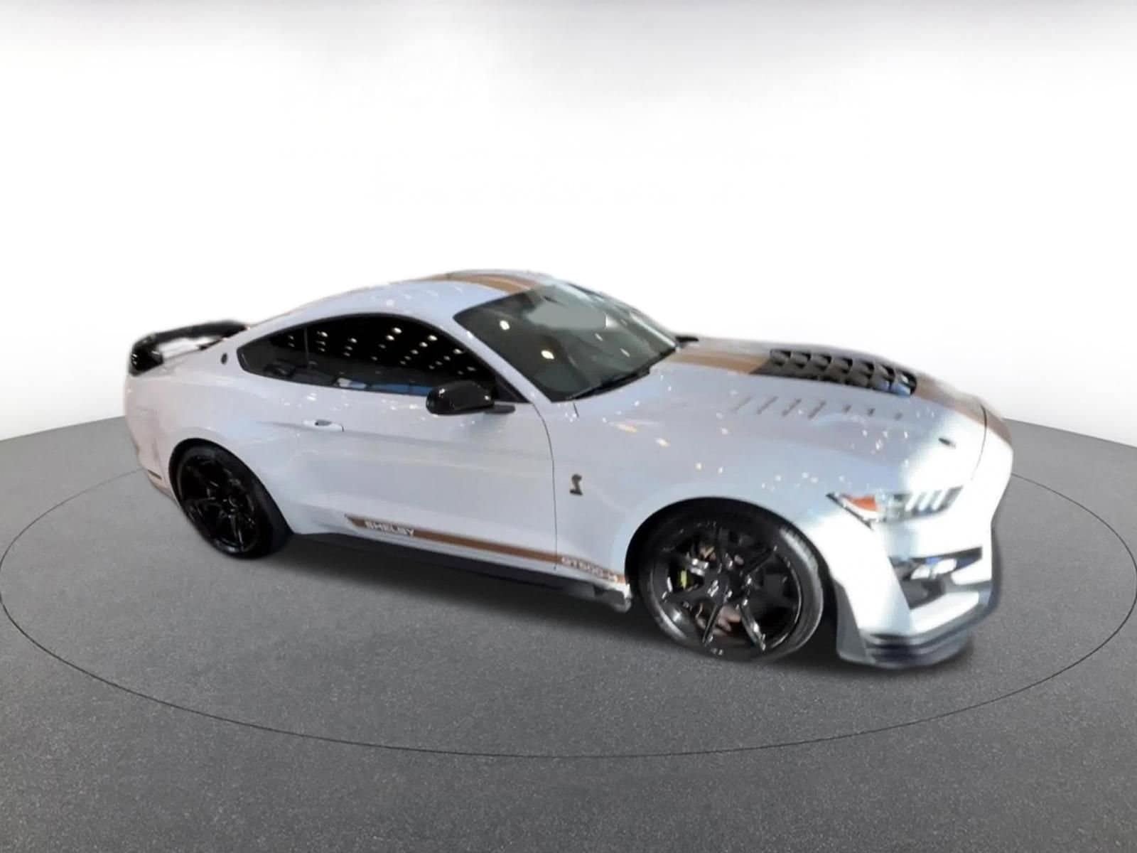 Thumbnail: 2022 Ford Mustang - 2