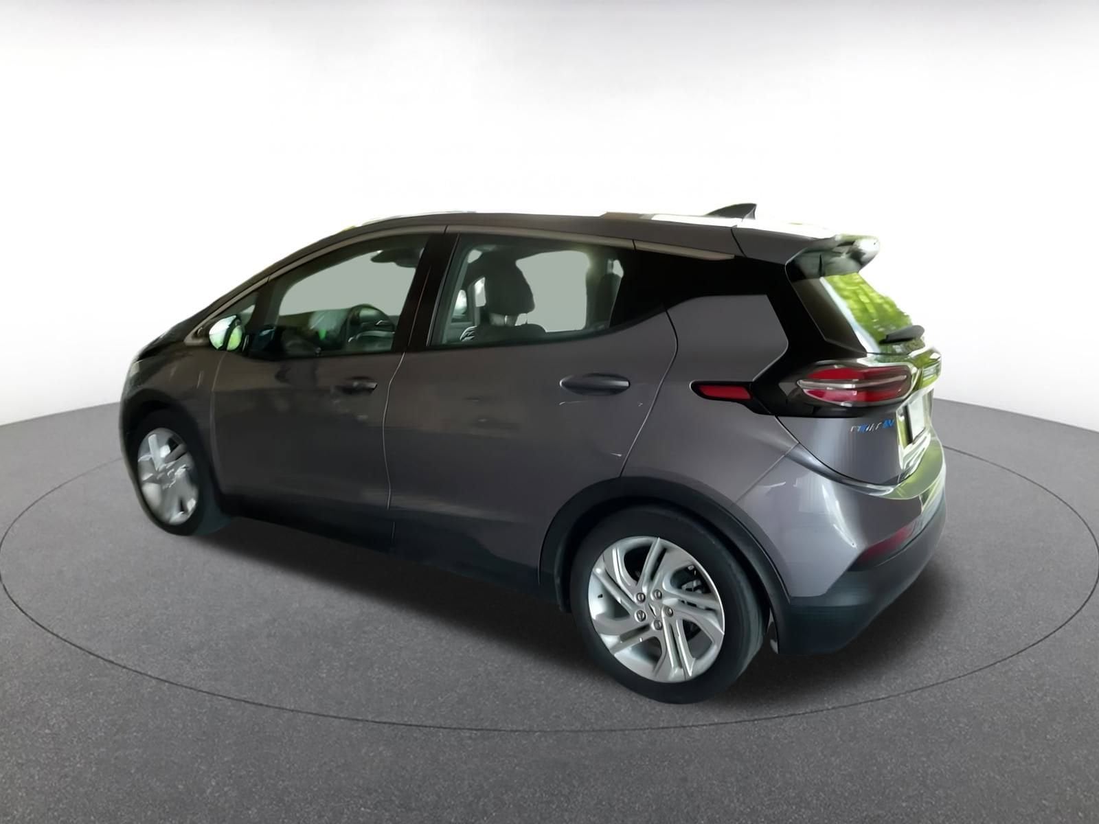 Thumbnail: 2023 Chevrolet Bolt EV - 9