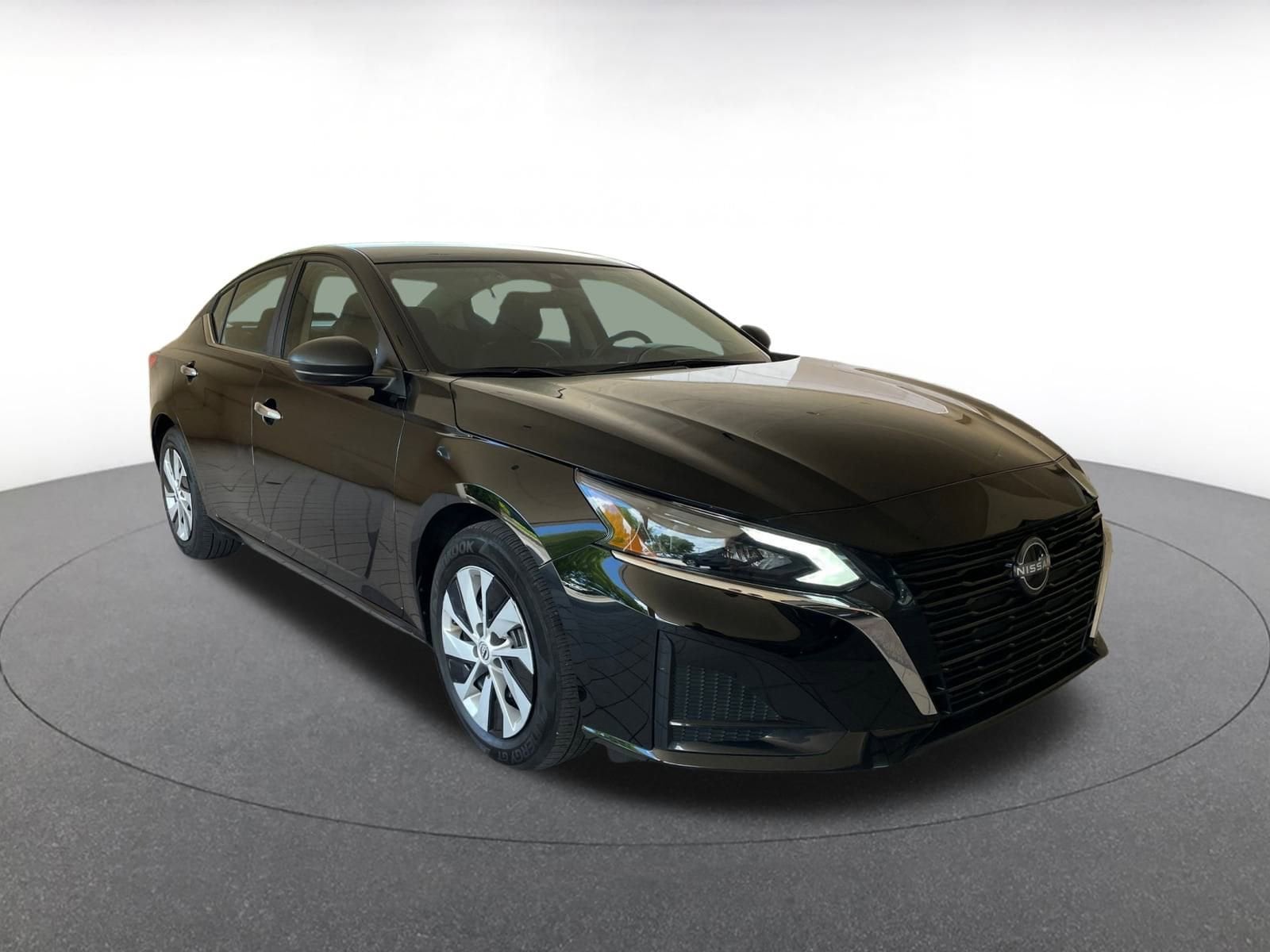 Thumbnail: 2024 Nissan Altima - 1