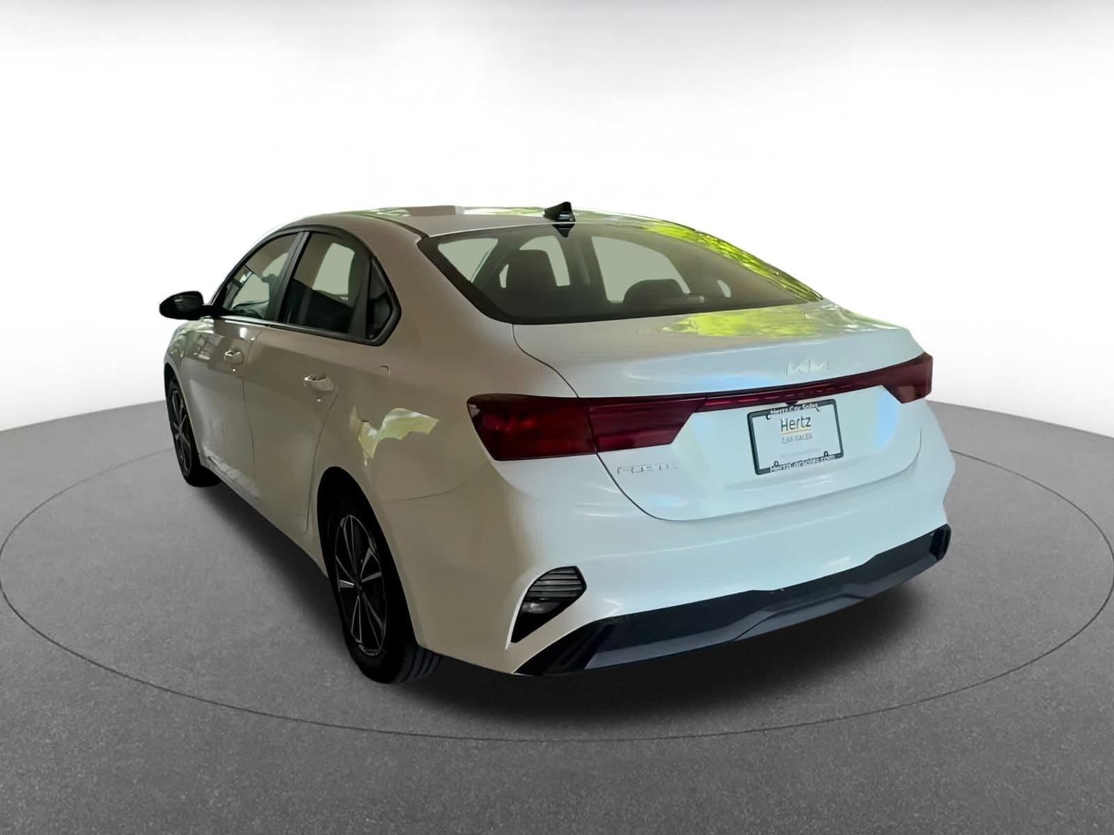Thumbnail: 2024 Kia Forte - 15
