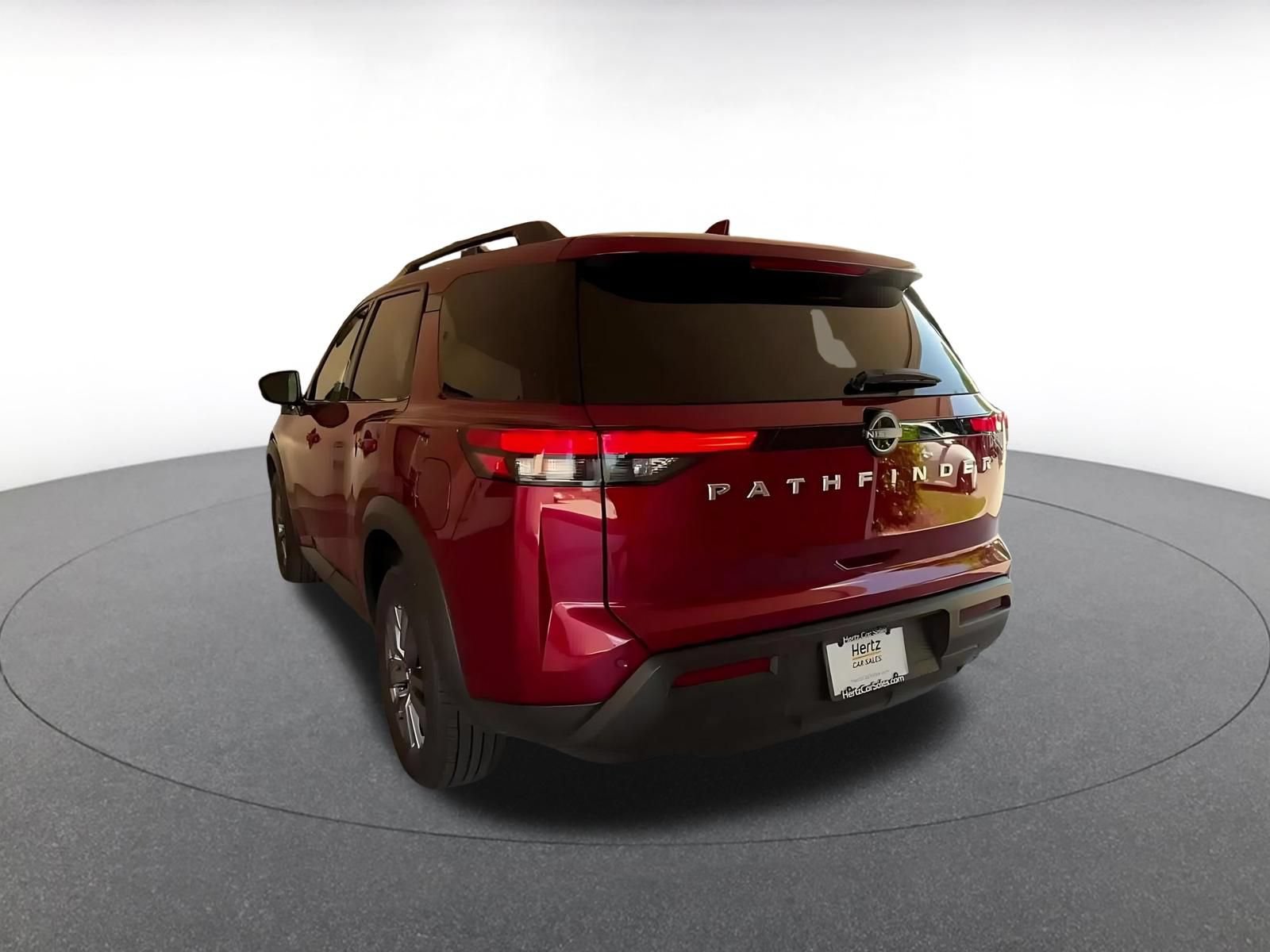 Thumbnail: 2025 Nissan Pathfinder - 10