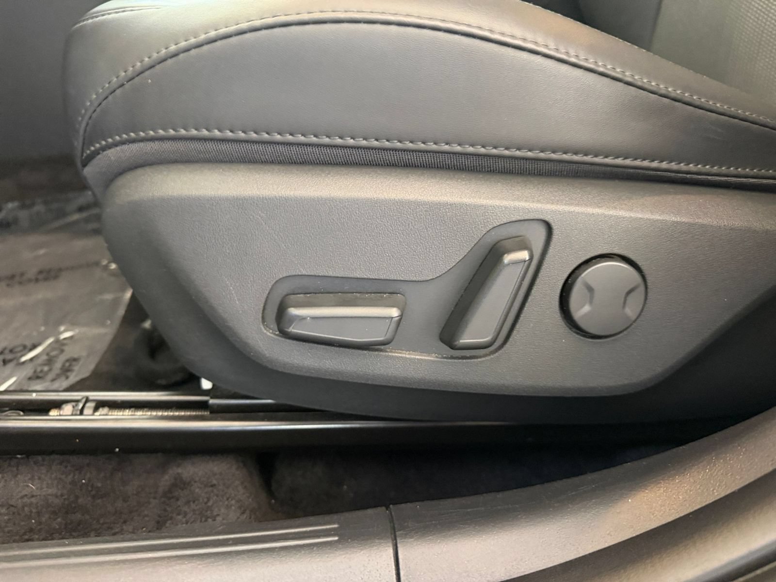 Thumbnail: 2024 Kia Niro - 27
