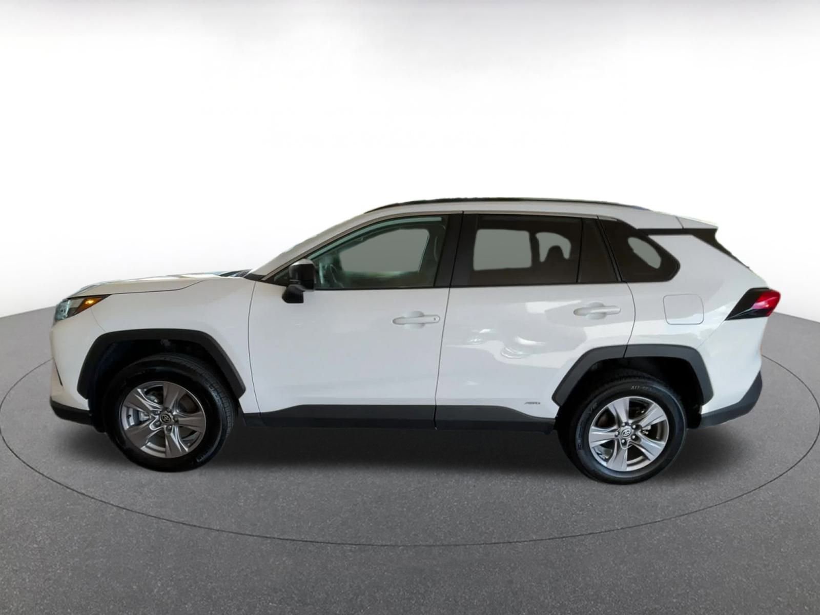 Thumbnail: 2025 Toyota RAV4 - 9