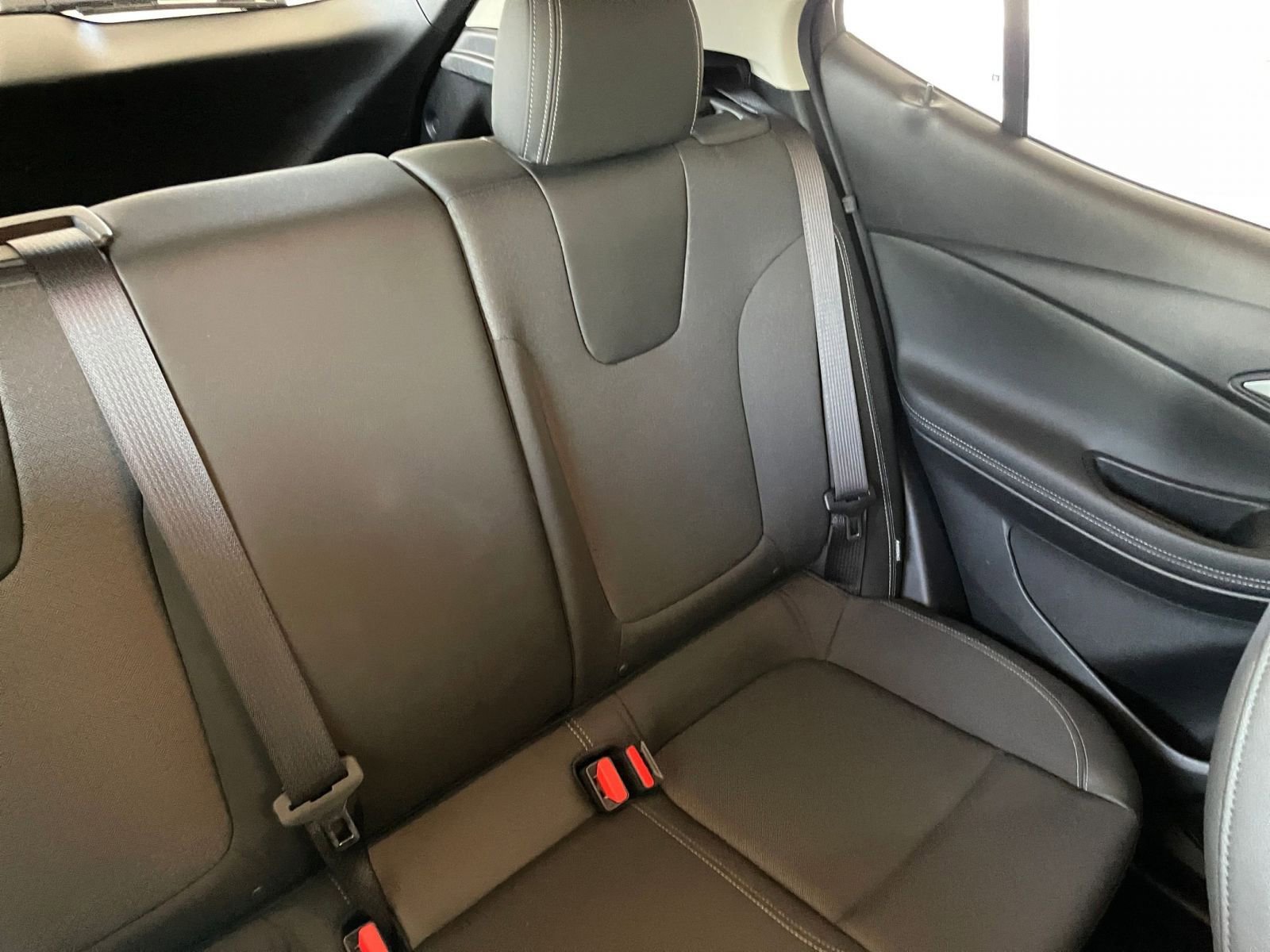 Thumbnail: 2025 Buick Encore GX - 35