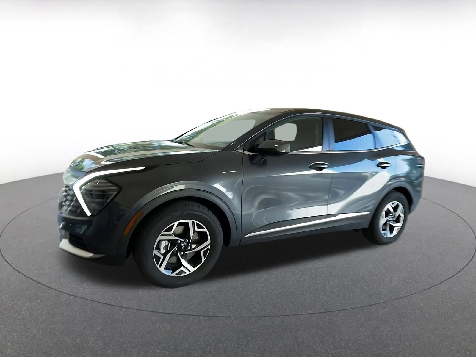 Thumbnail: 2025 Kia Sportage - 8