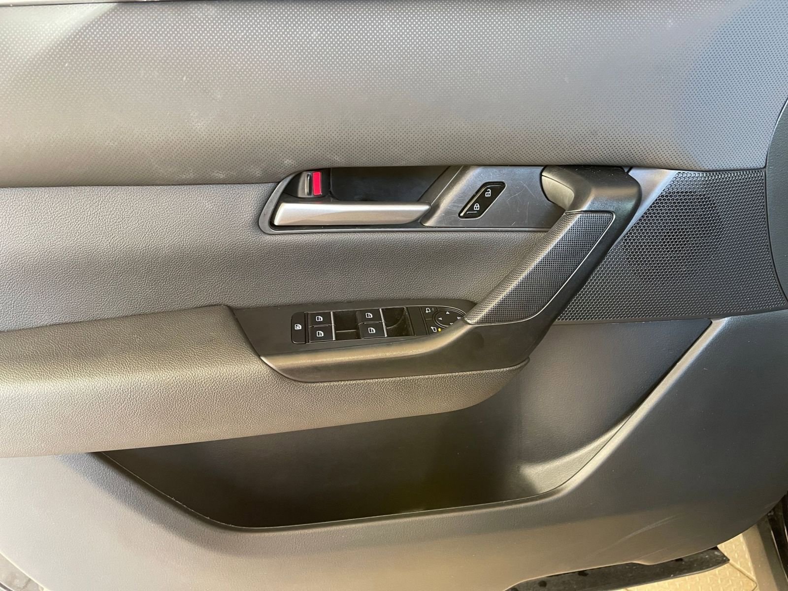 Thumbnail: 2025 Mazda CX-50 - 20