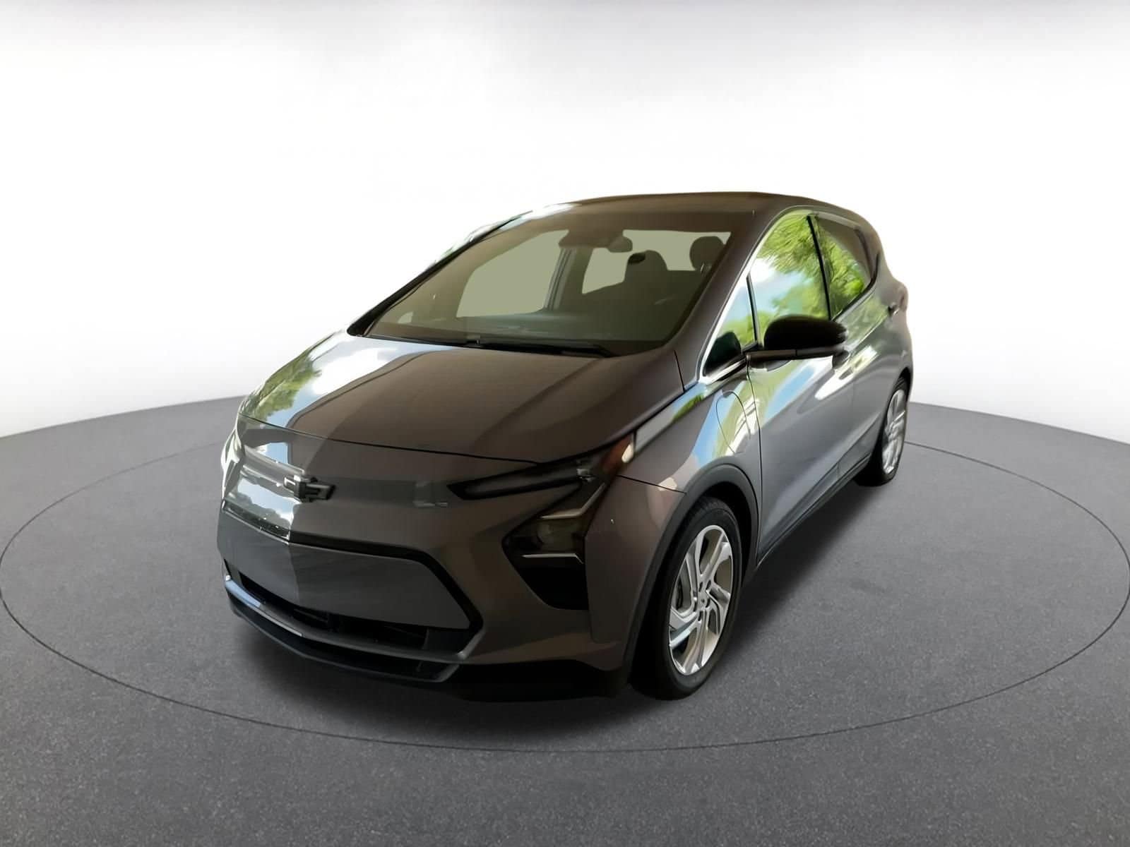 Thumbnail: 2023 Chevrolet Bolt EV - 4