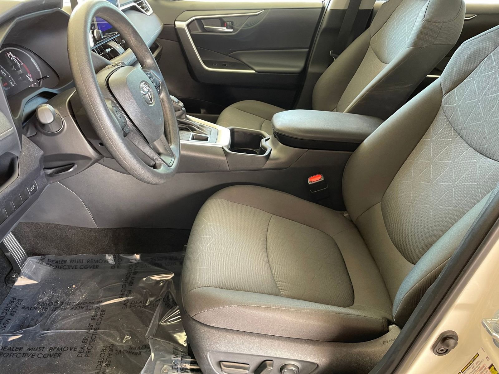 Thumbnail: 2025 Toyota RAV4 - 27