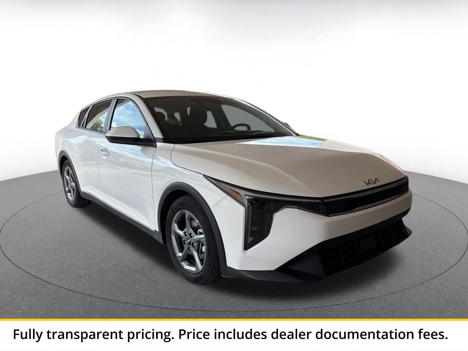 Thumbnail: 2025 Kia K4 - 1