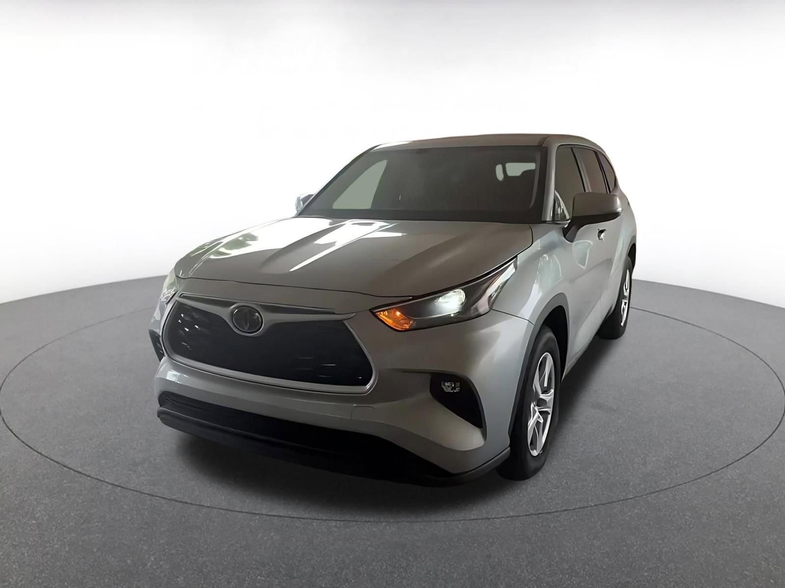 Thumbnail: 2025 Toyota Highlander - 4
