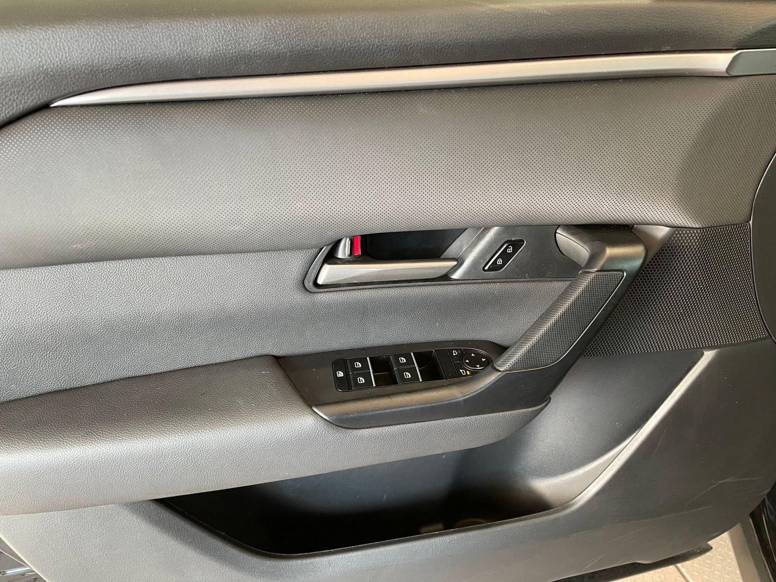 Thumbnail: 2025 Mazda CX-50 - 20