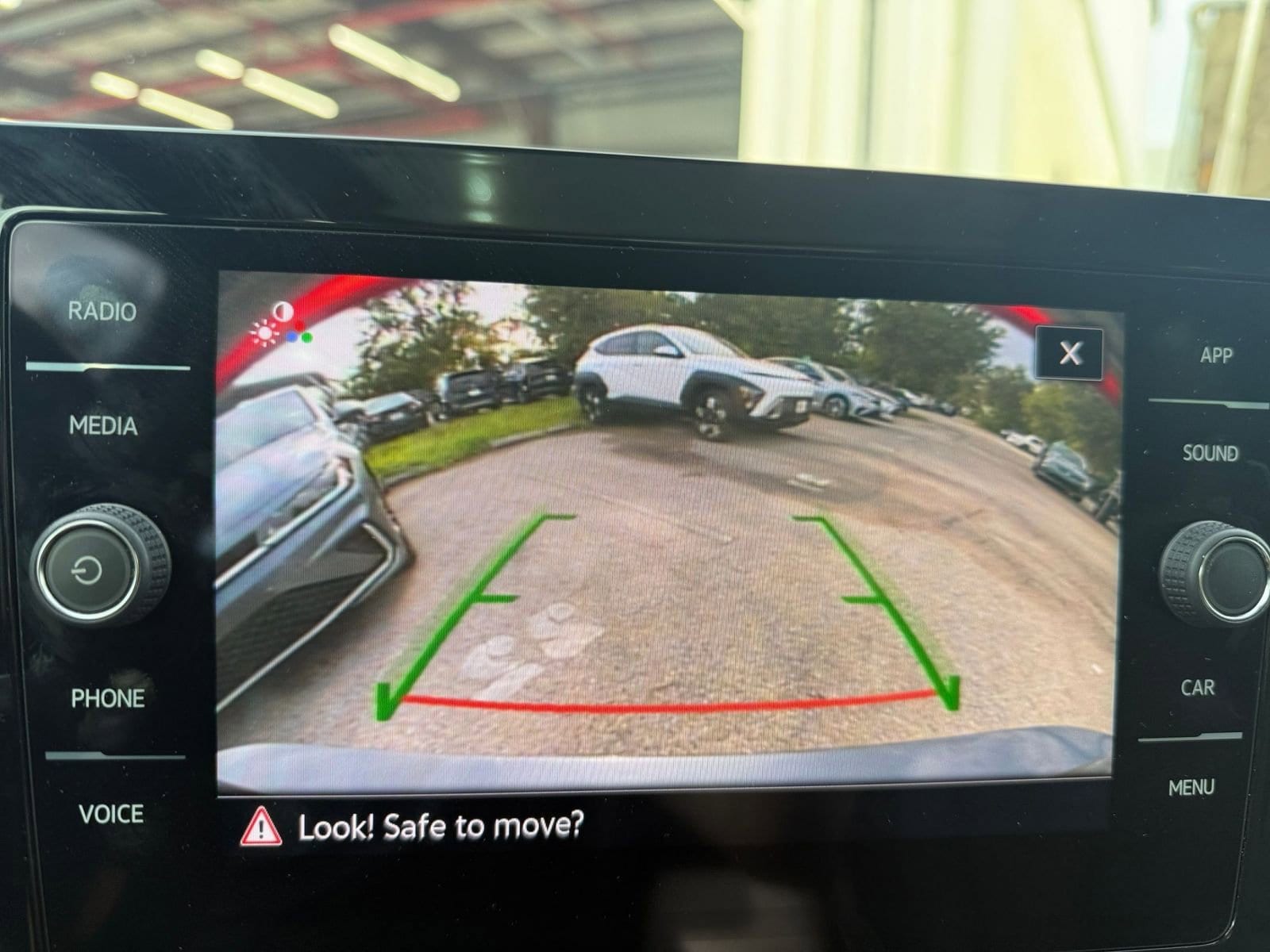 Thumbnail: 2025 Volkswagen Jetta - 17