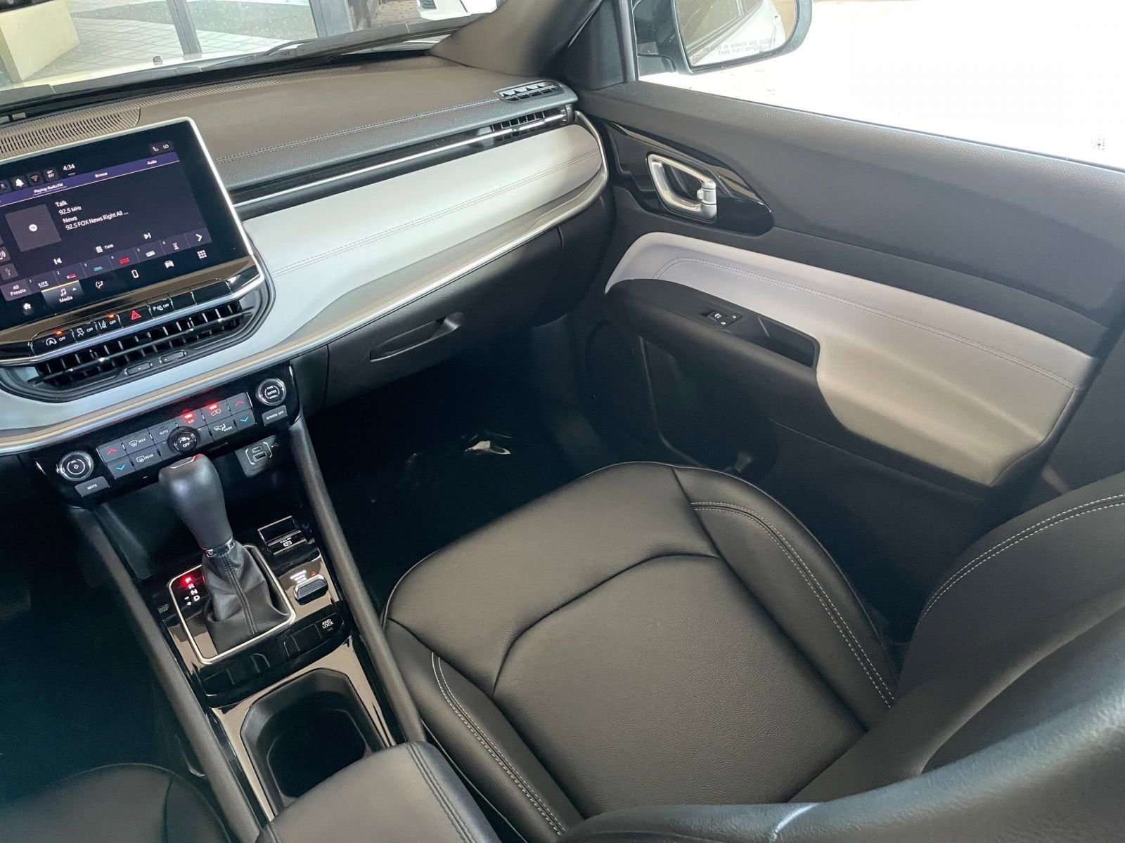 Thumbnail: 2025 Jeep Compass - 35