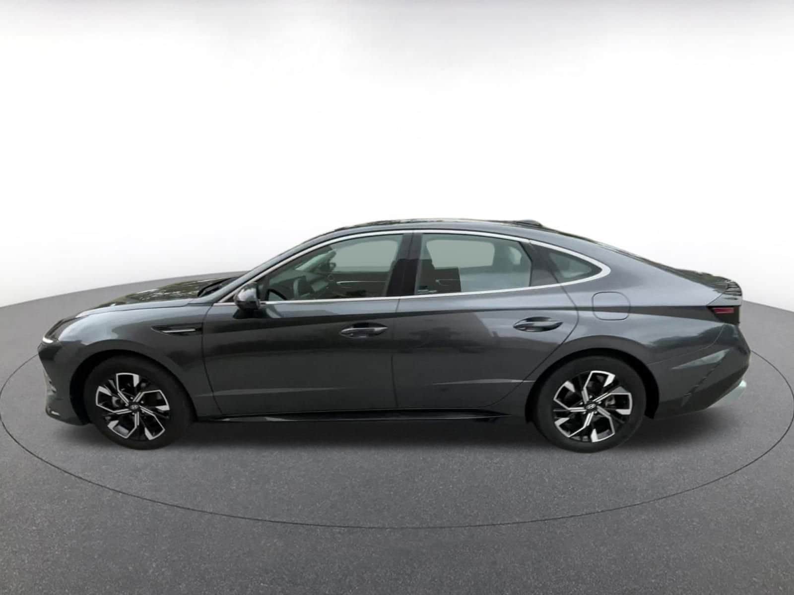 Thumbnail: 2025 Hyundai Sonata - 9