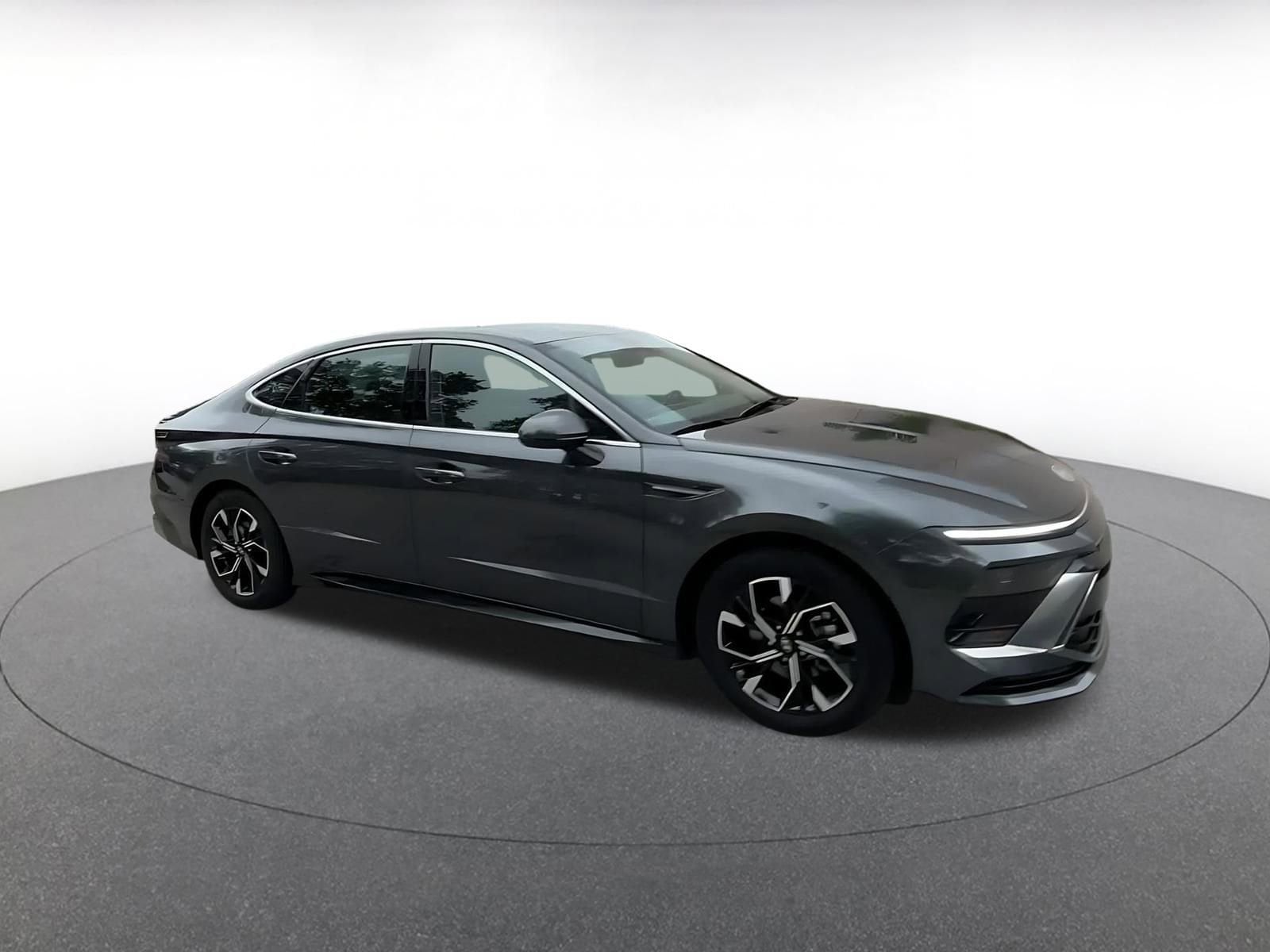 Thumbnail: 2025 Hyundai Sonata - 2