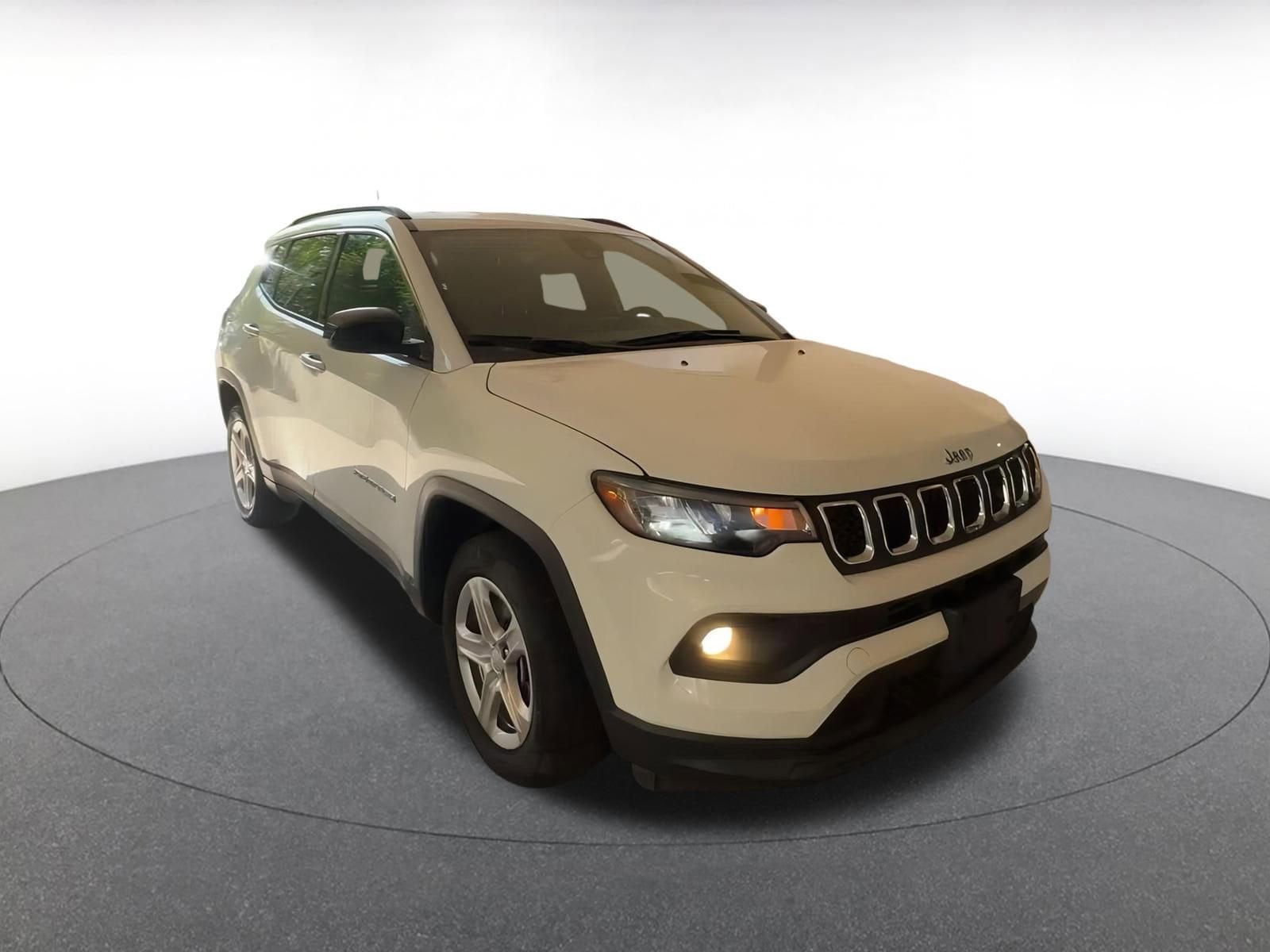 Thumbnail: 2023 Jeep Compass - 3