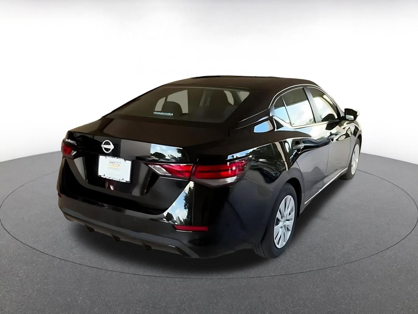 Thumbnail: 2025 Nissan Sentra - 14