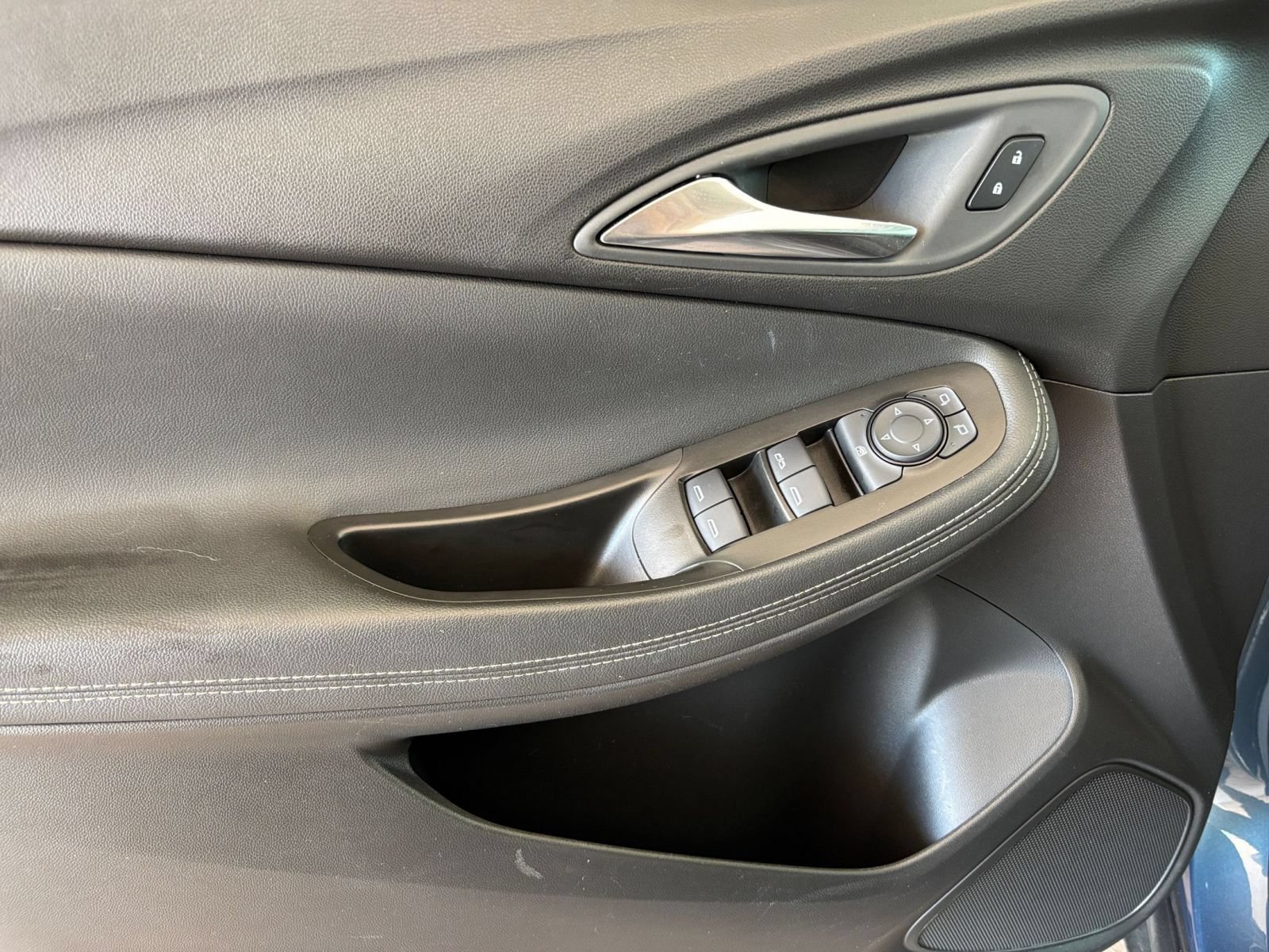 Thumbnail: 2026 Buick Encore GX - 18